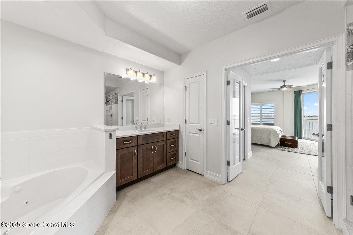 1465 S Harbor City Boulevard 902 photo 18