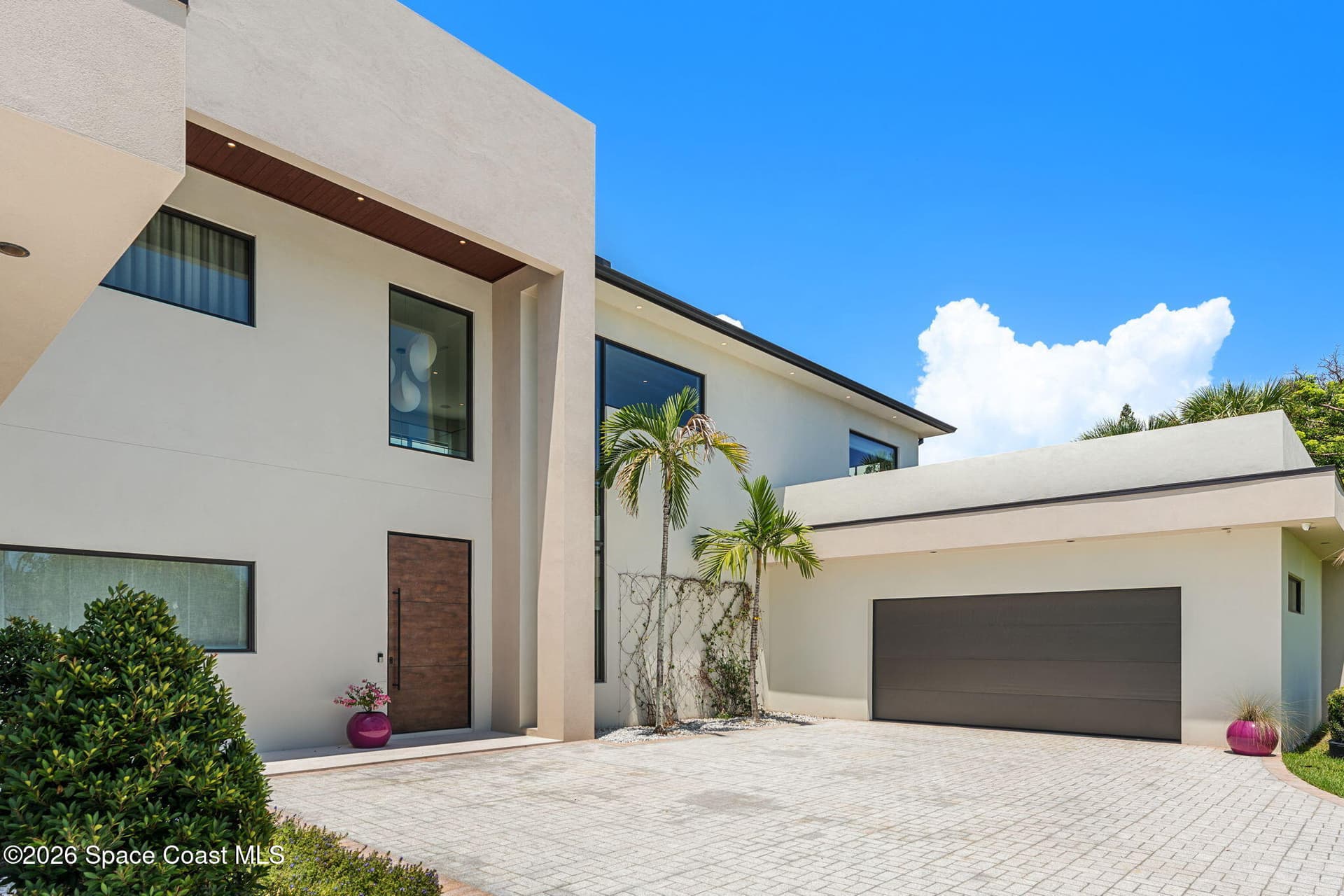 7866 Casuarina Drive photo 15