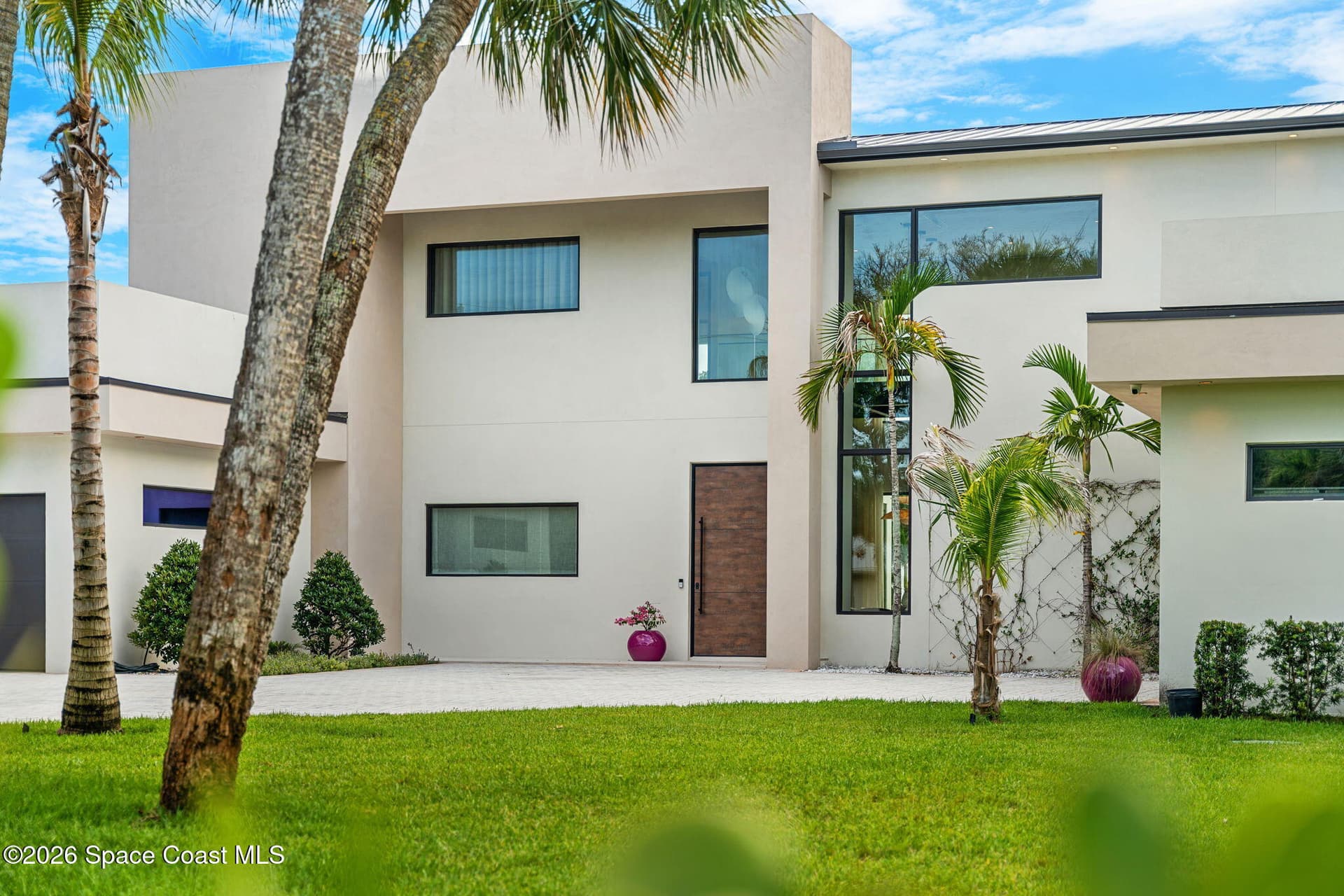 7866 Casuarina Drive photo 14