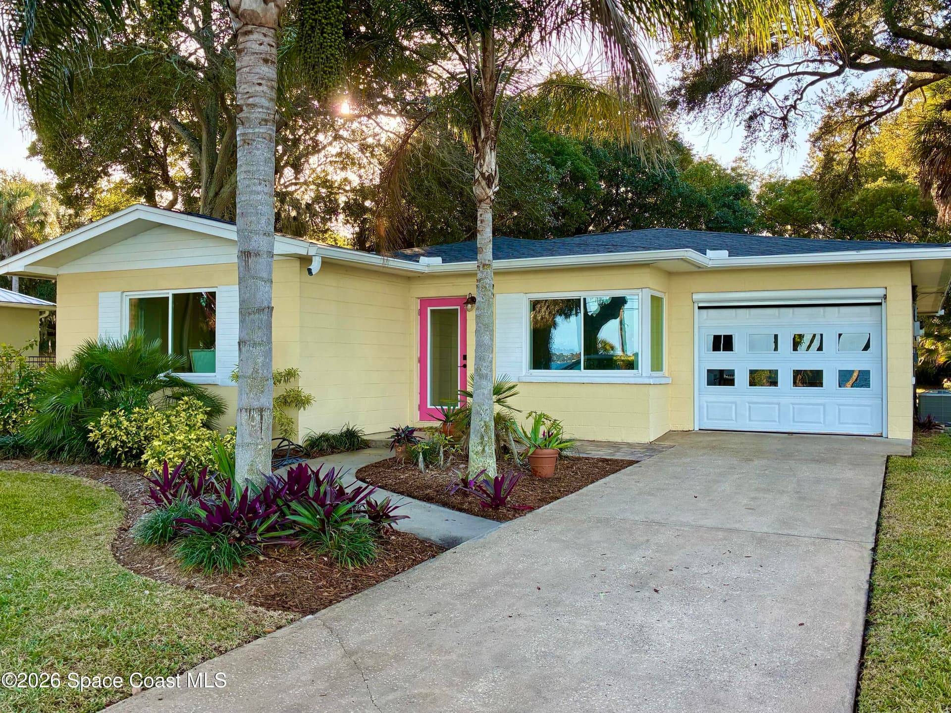 1841 Rockledge Drive photo 2
