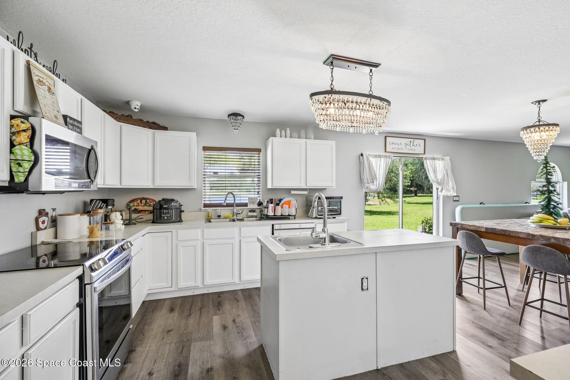 1609 Las Palmos Drive SW photo 15