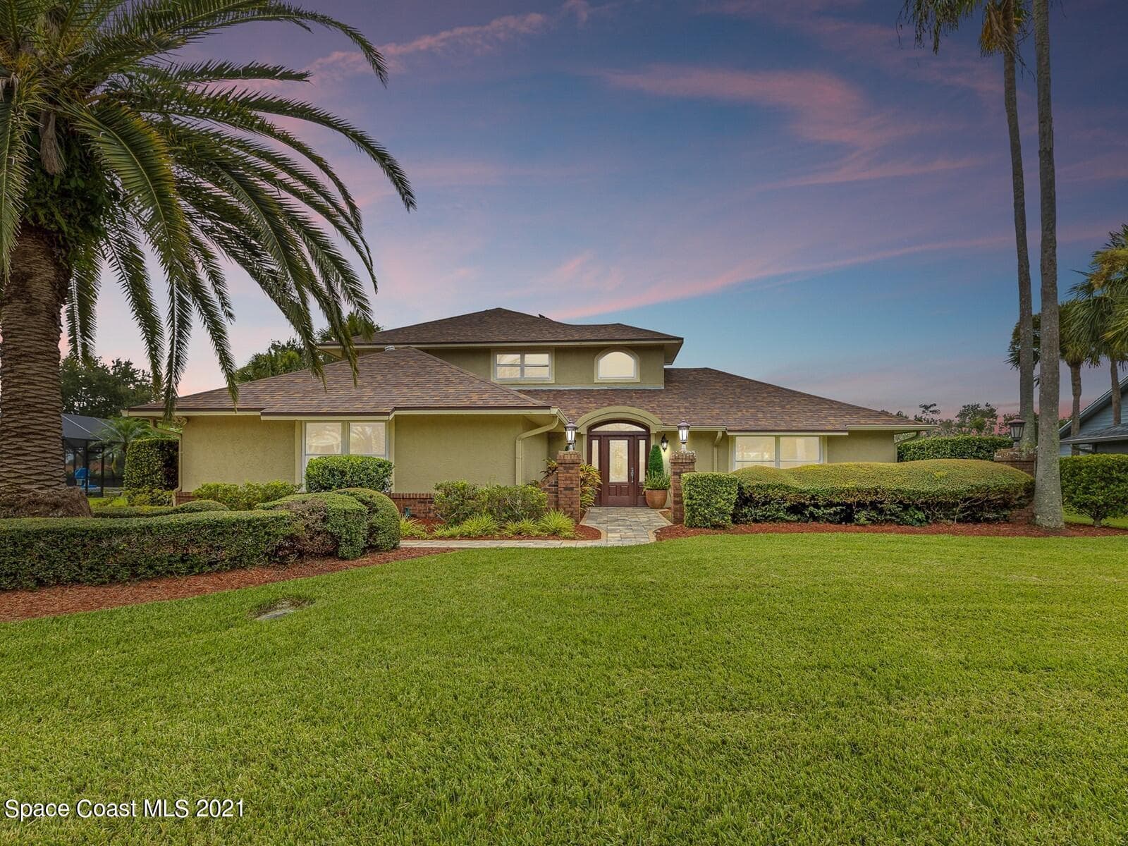 820 Kerry Downs Circle photo 2