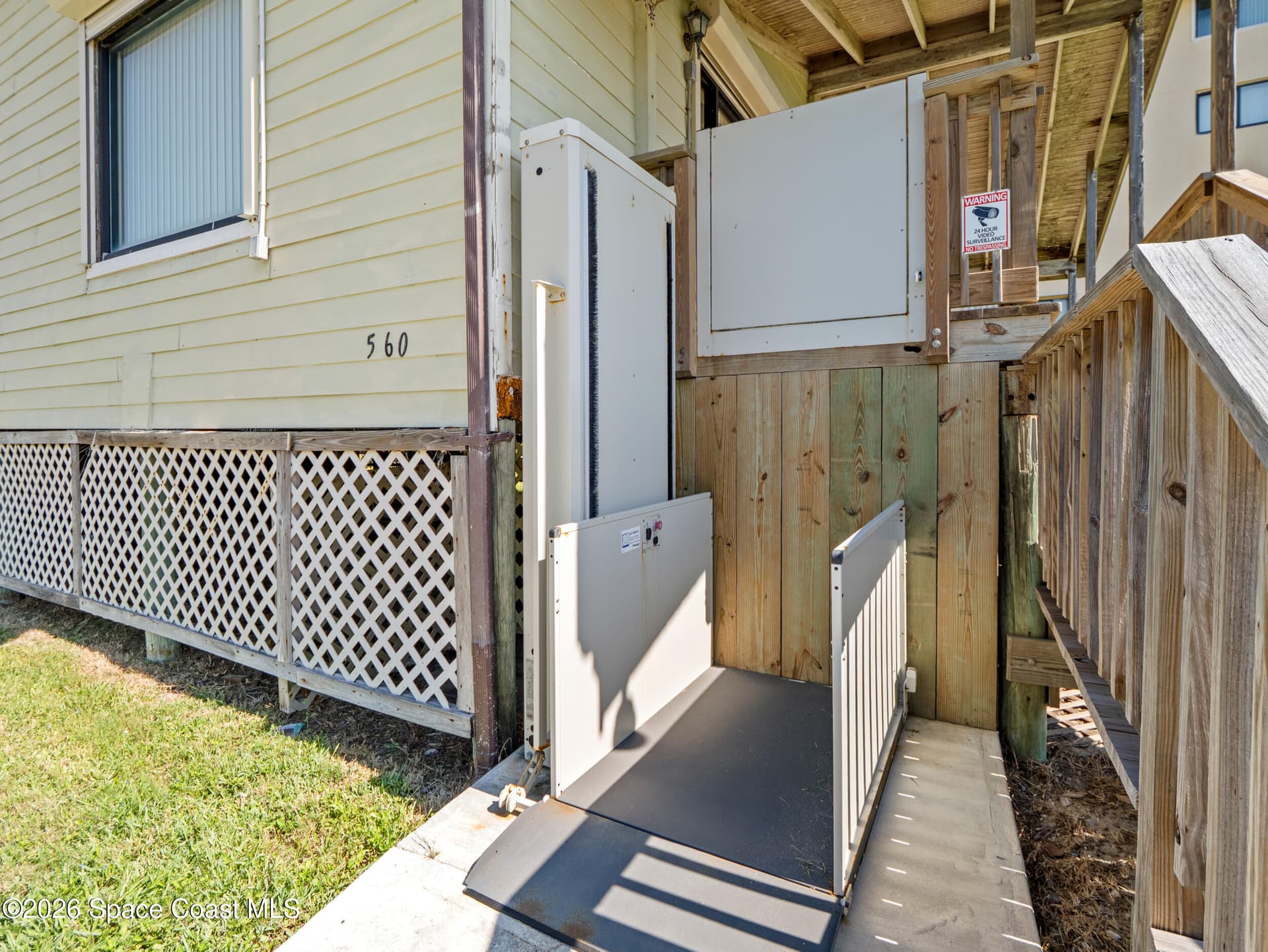 558 Harrison Avenue photo 7