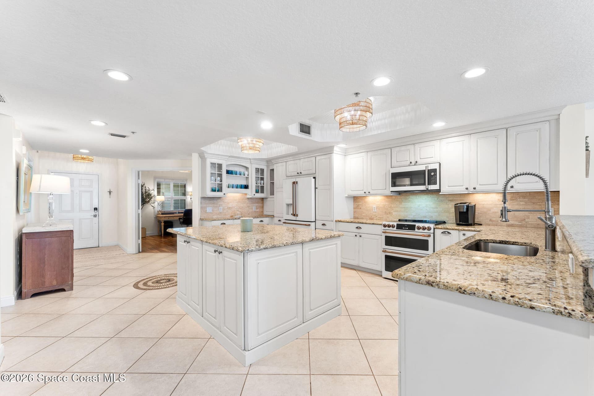 701 Solana Shores Drive photo 10
