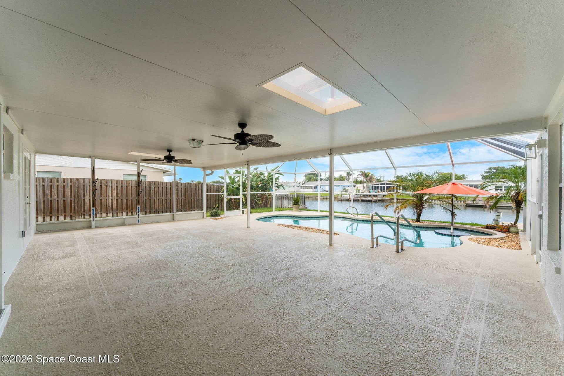 1060 Montego Bay Drive N photo 19