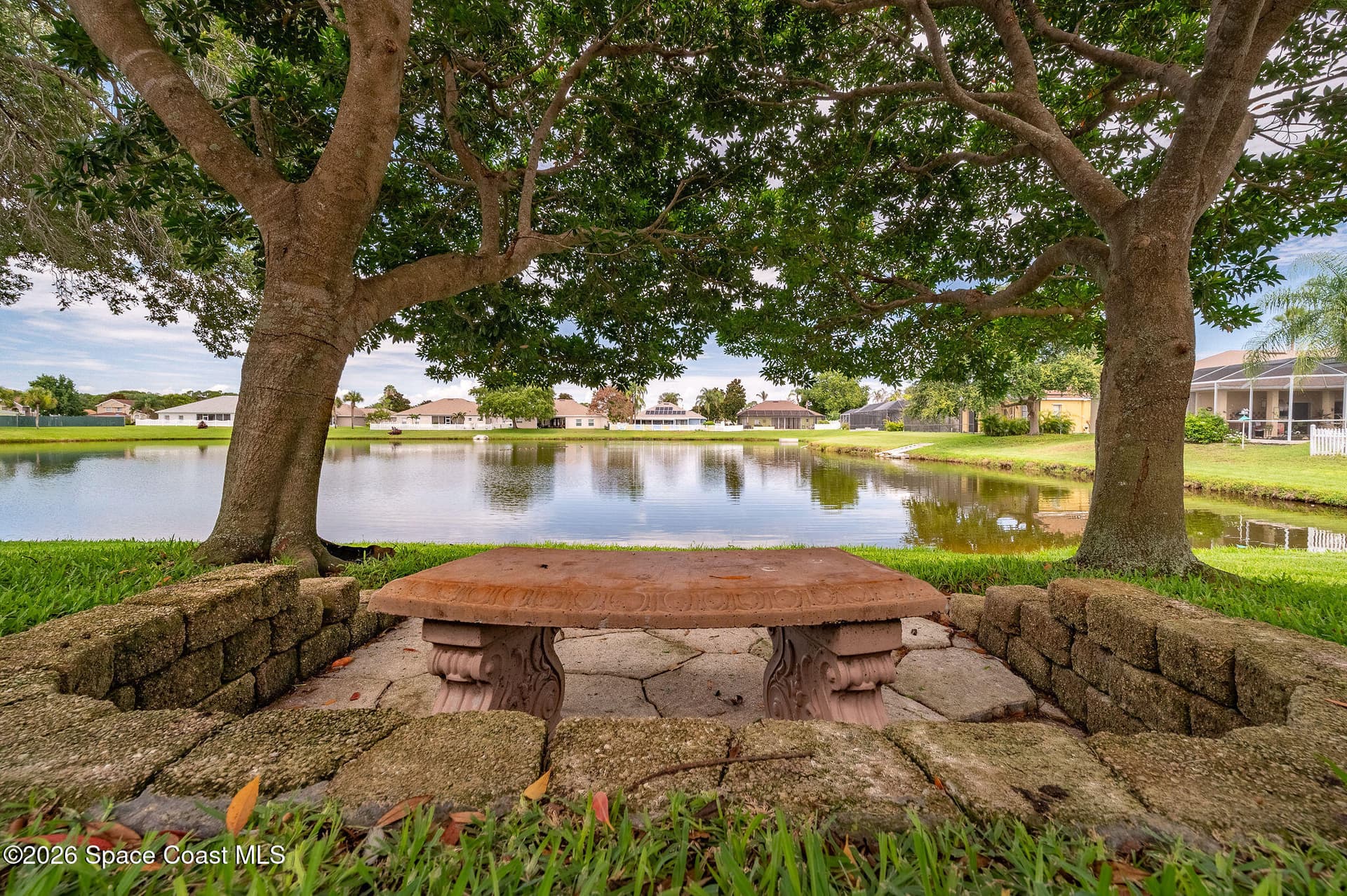 411 Wenthrop Circle photo 4