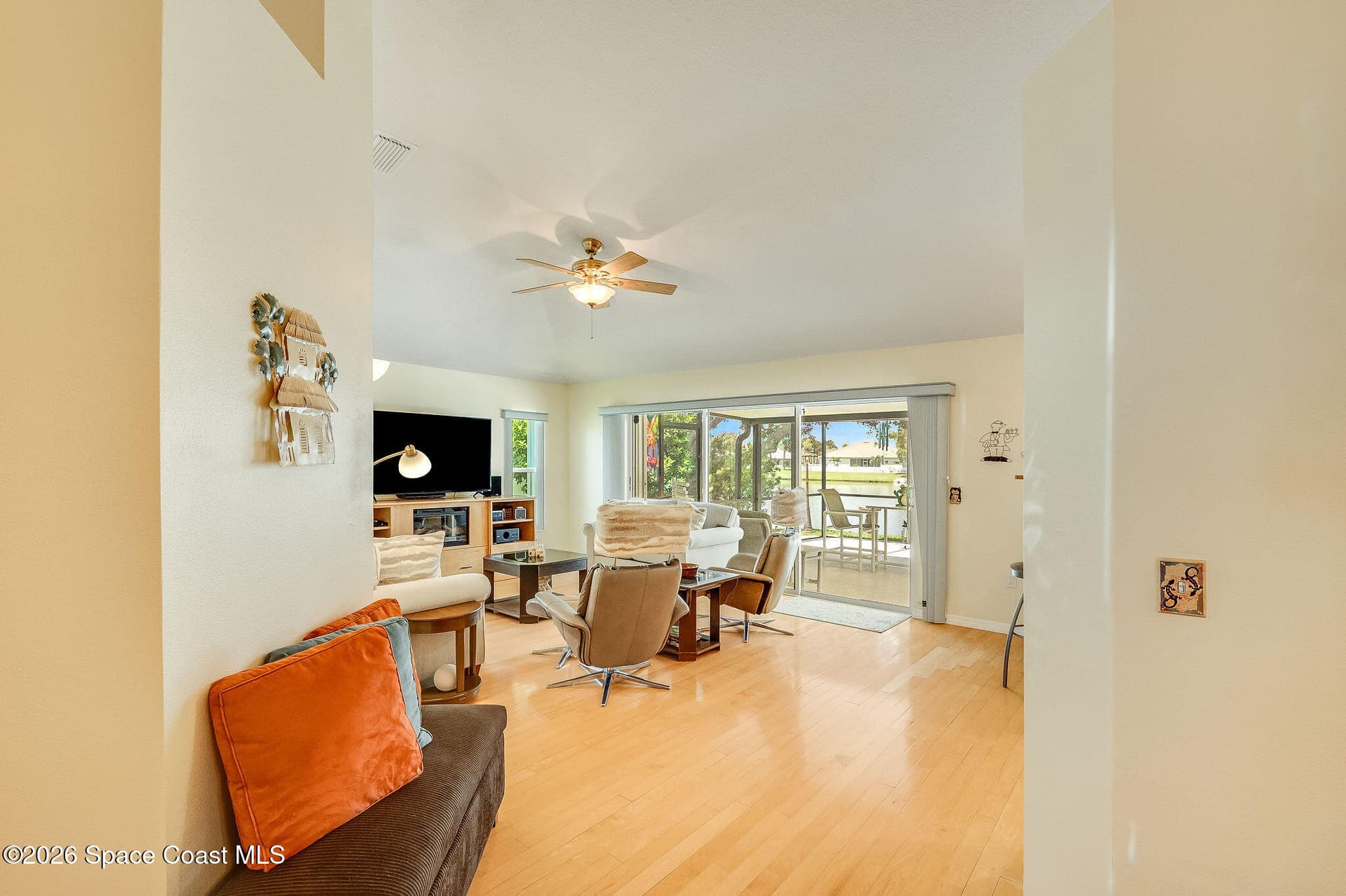 411 Wenthrop Circle photo 22