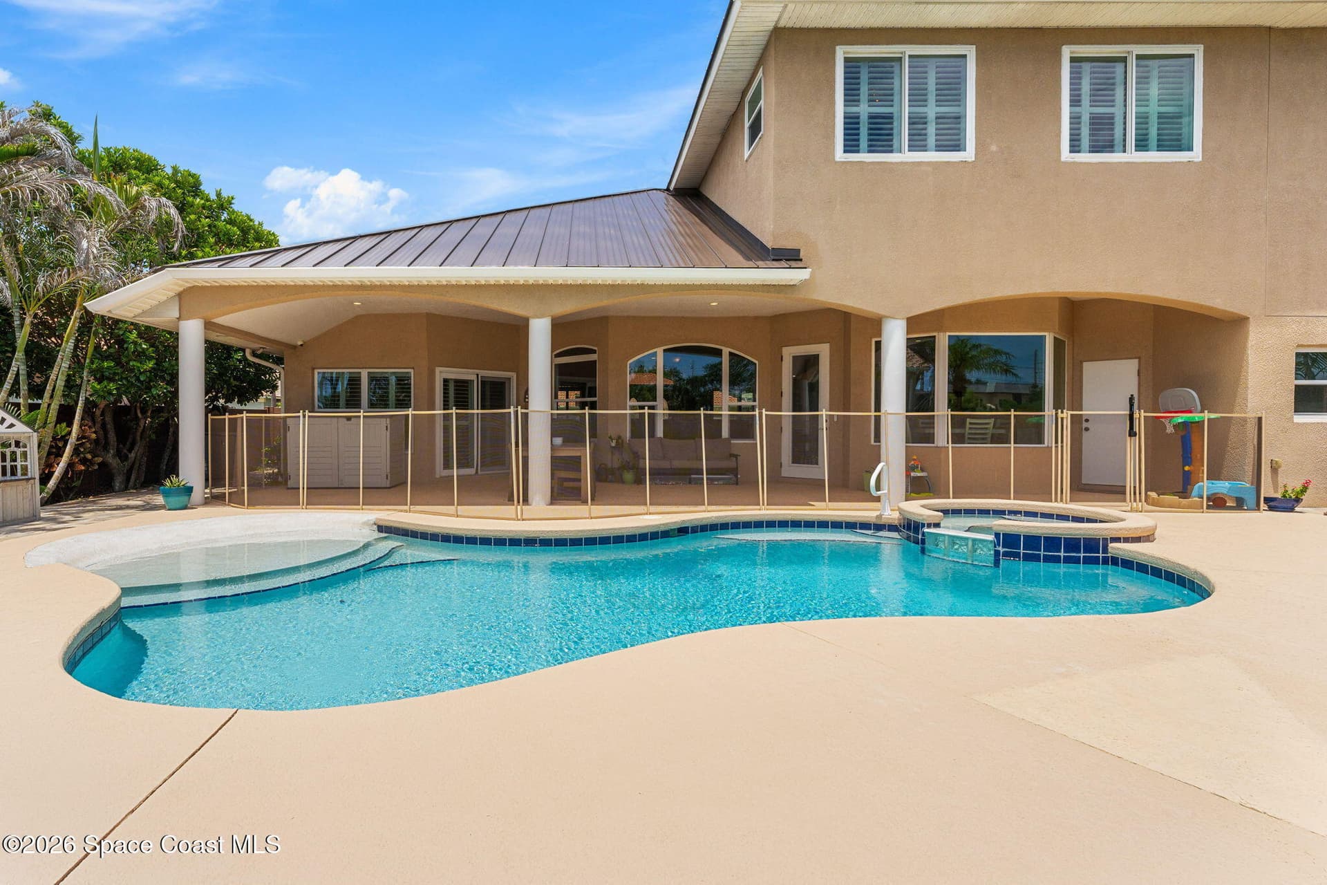 241 Waterside Drive photo 5