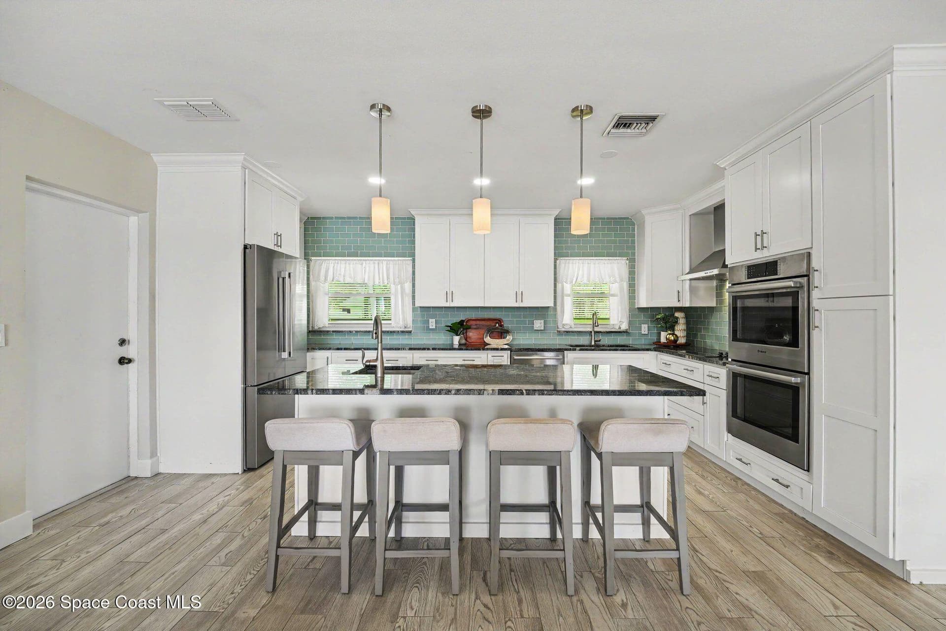 1540 Bay Shore Drive photo 13
