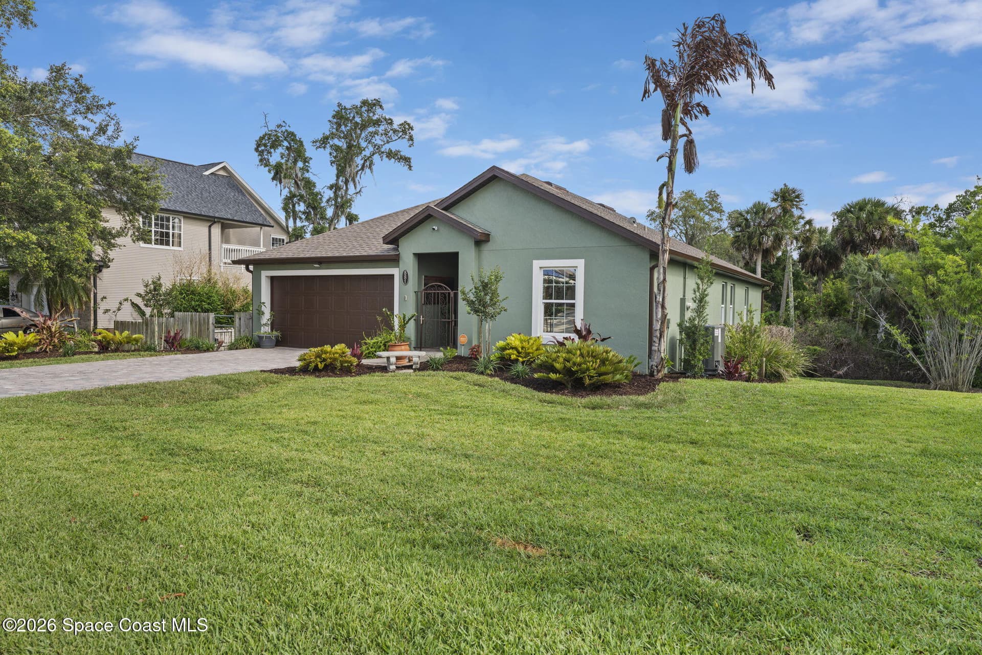 881 Mandarin Drive NE photo 7