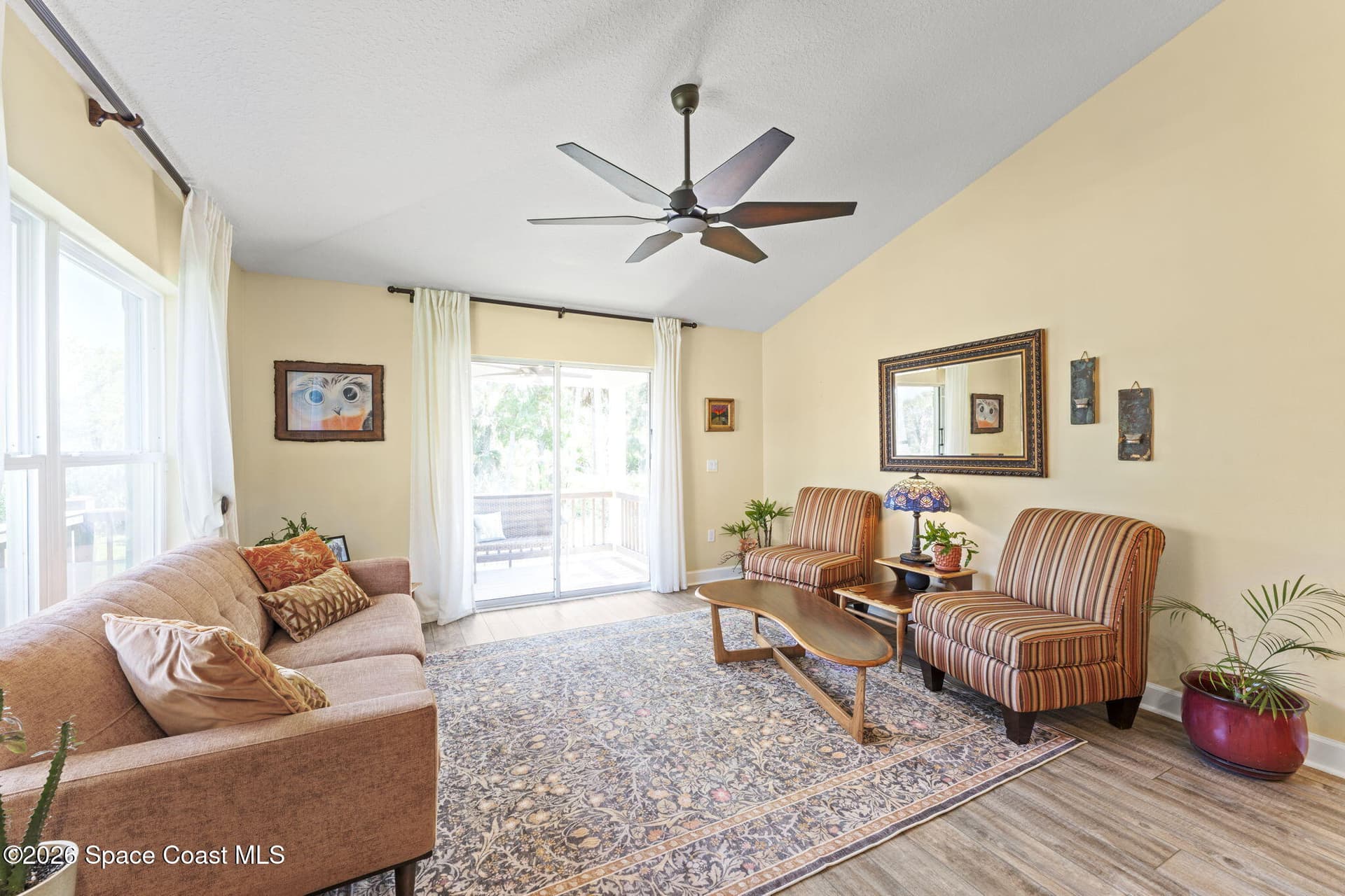 881 Mandarin Drive NE photo 18