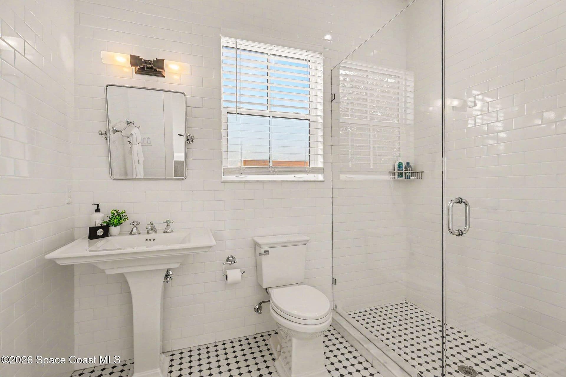 7 Mitchell Street photo 18