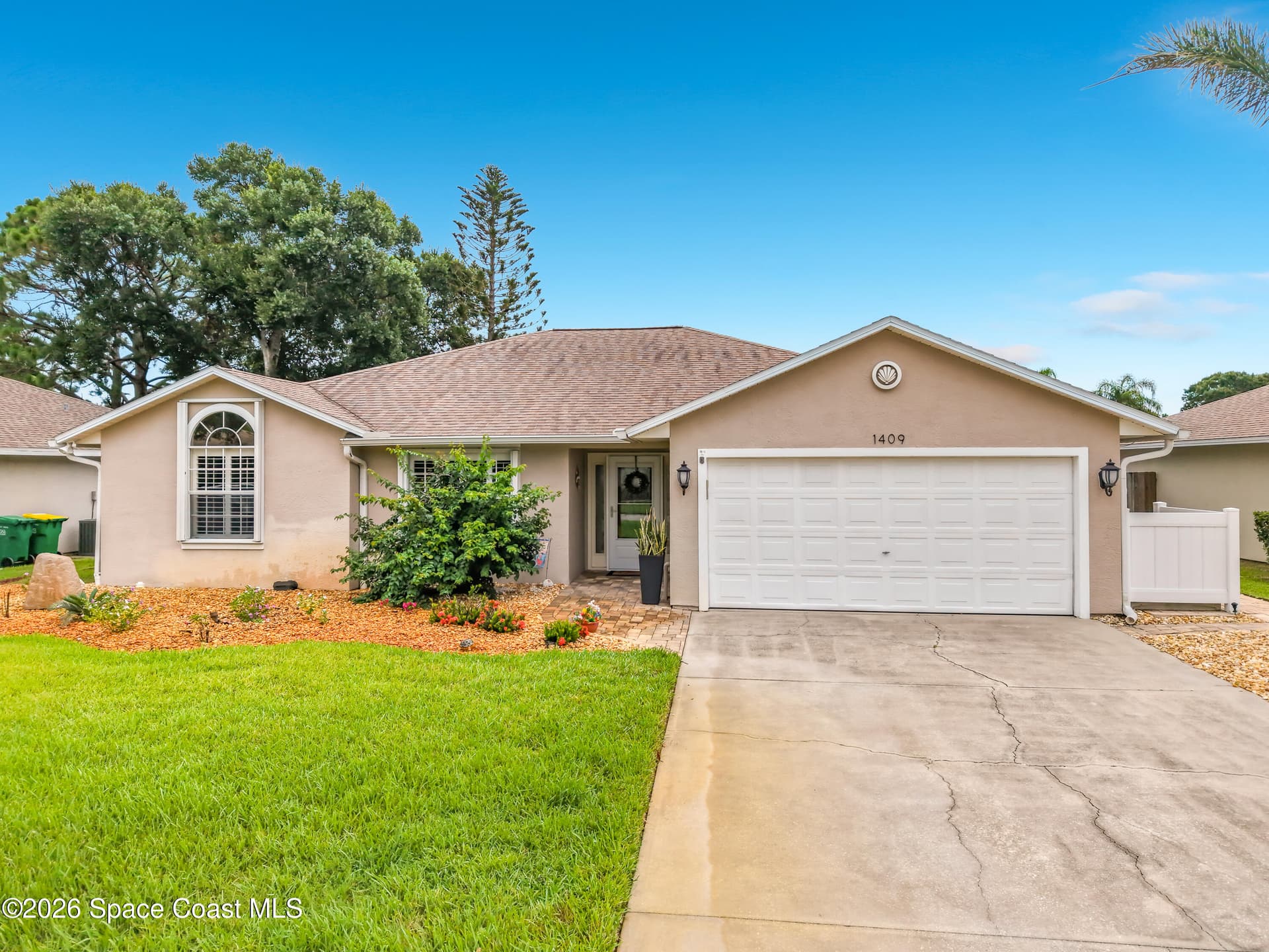 1409 California Drive photo 6