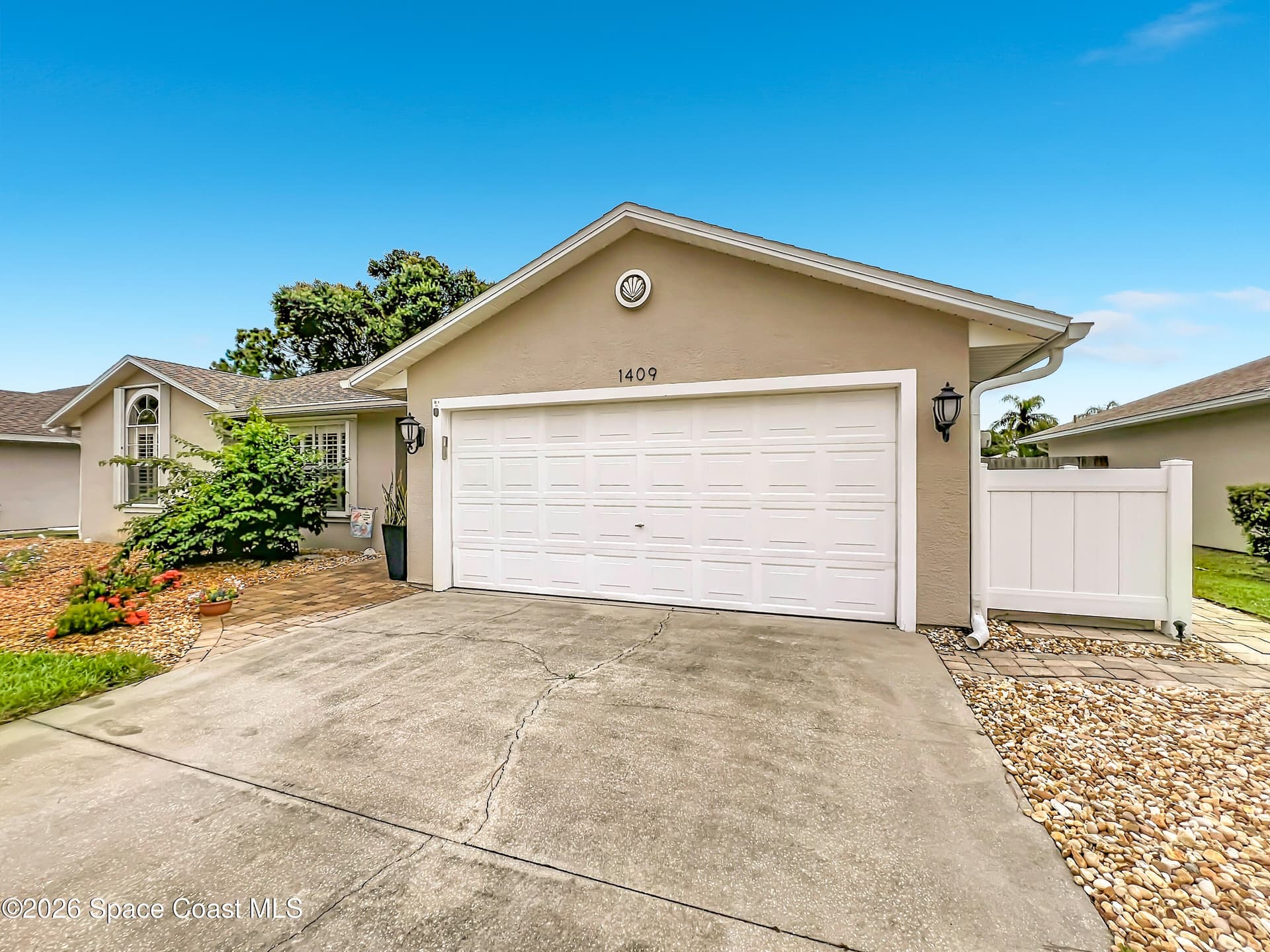 1409 California Drive photo 9