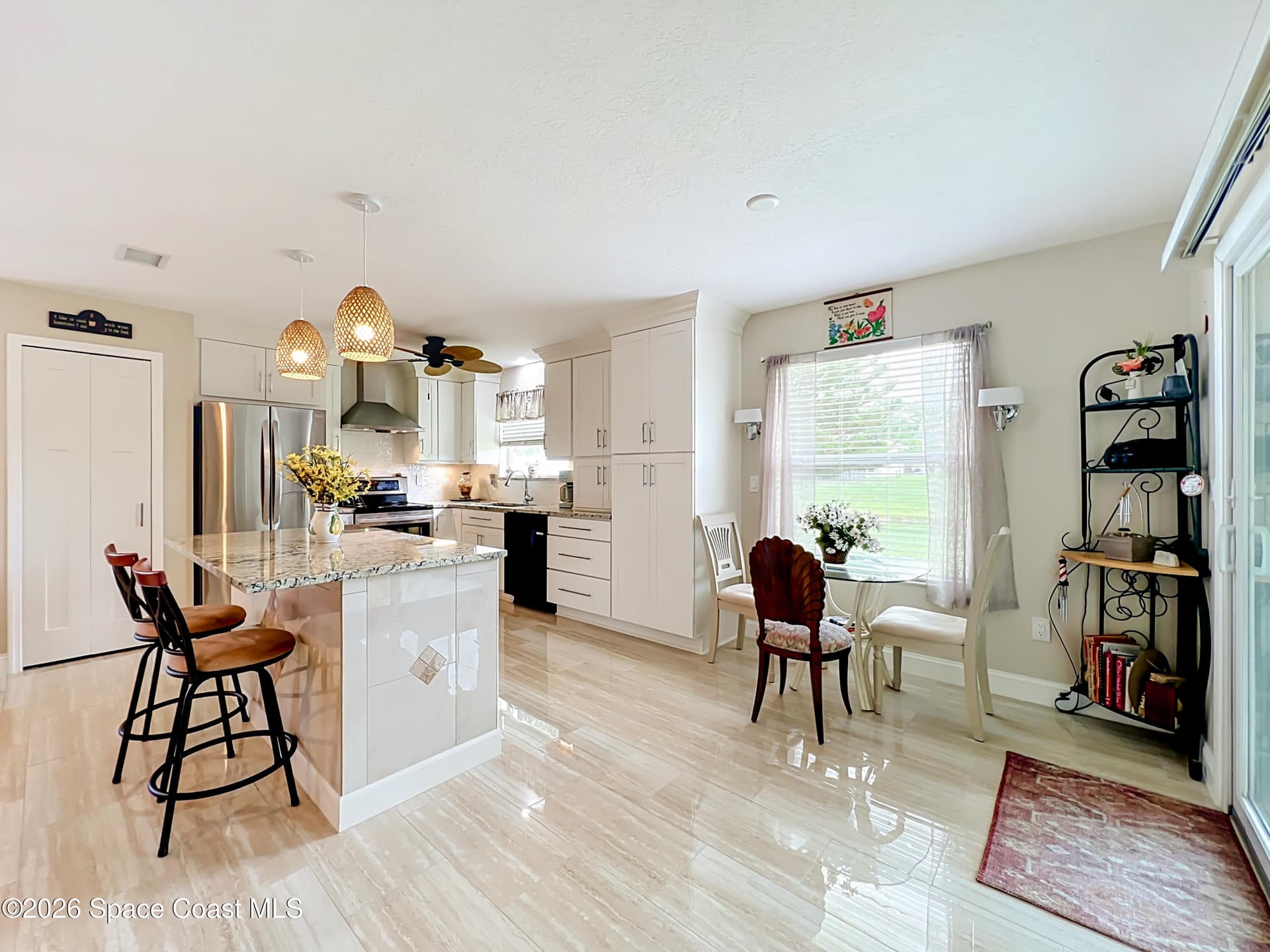1409 California Drive photo 19