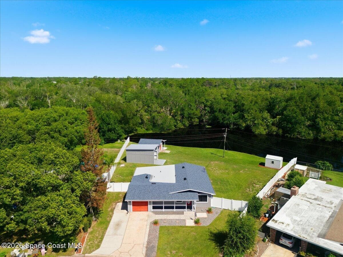 1330 Overlook Terrace photo 10
