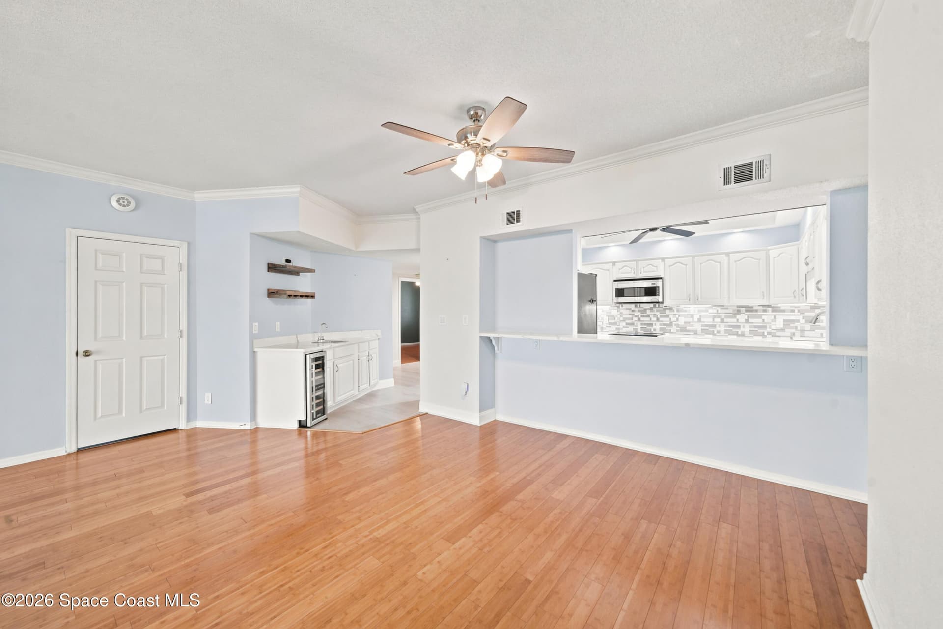 905 N Harbor City Boulevard 303 photo 17
