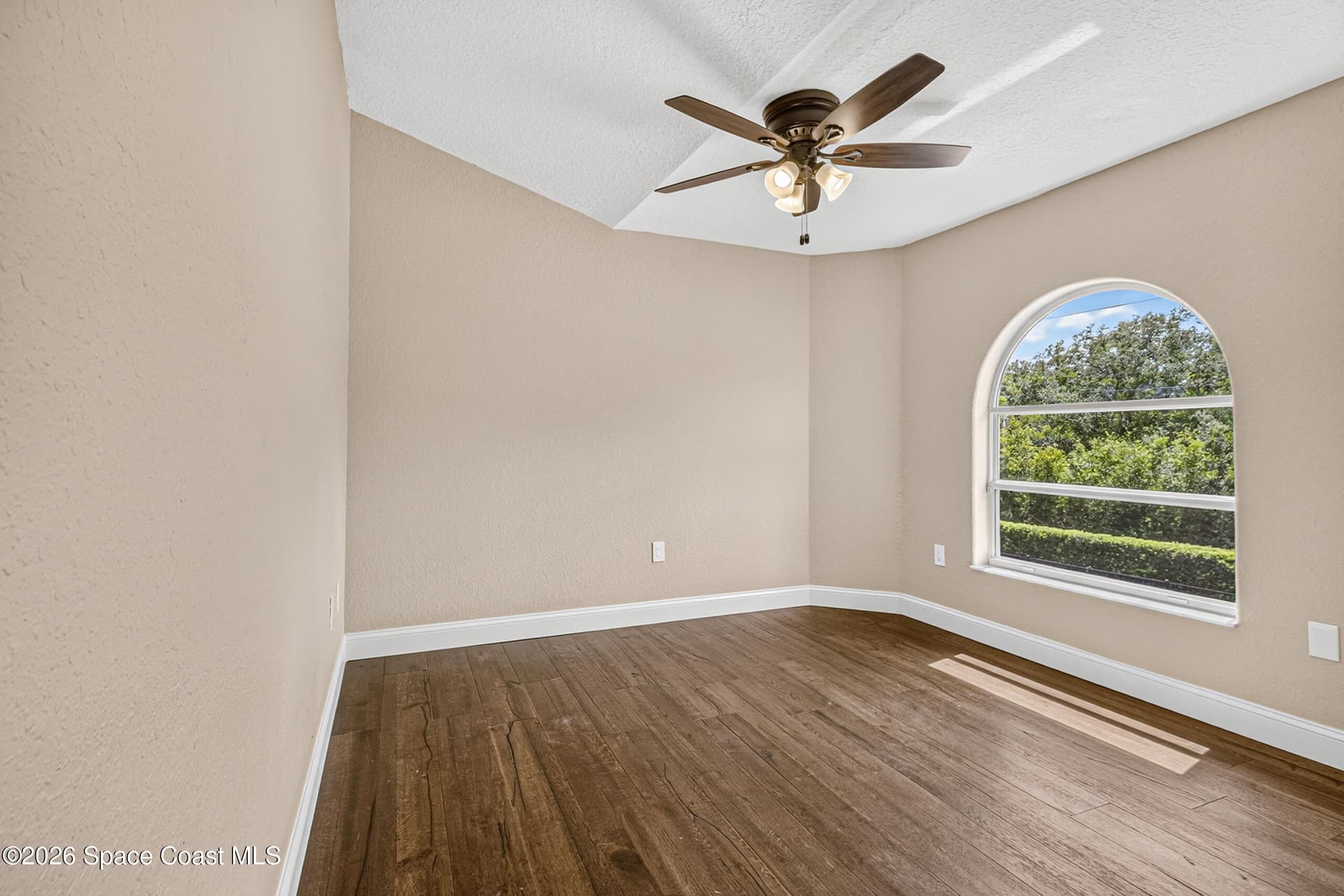 6715 Riveredge Drive photo 18