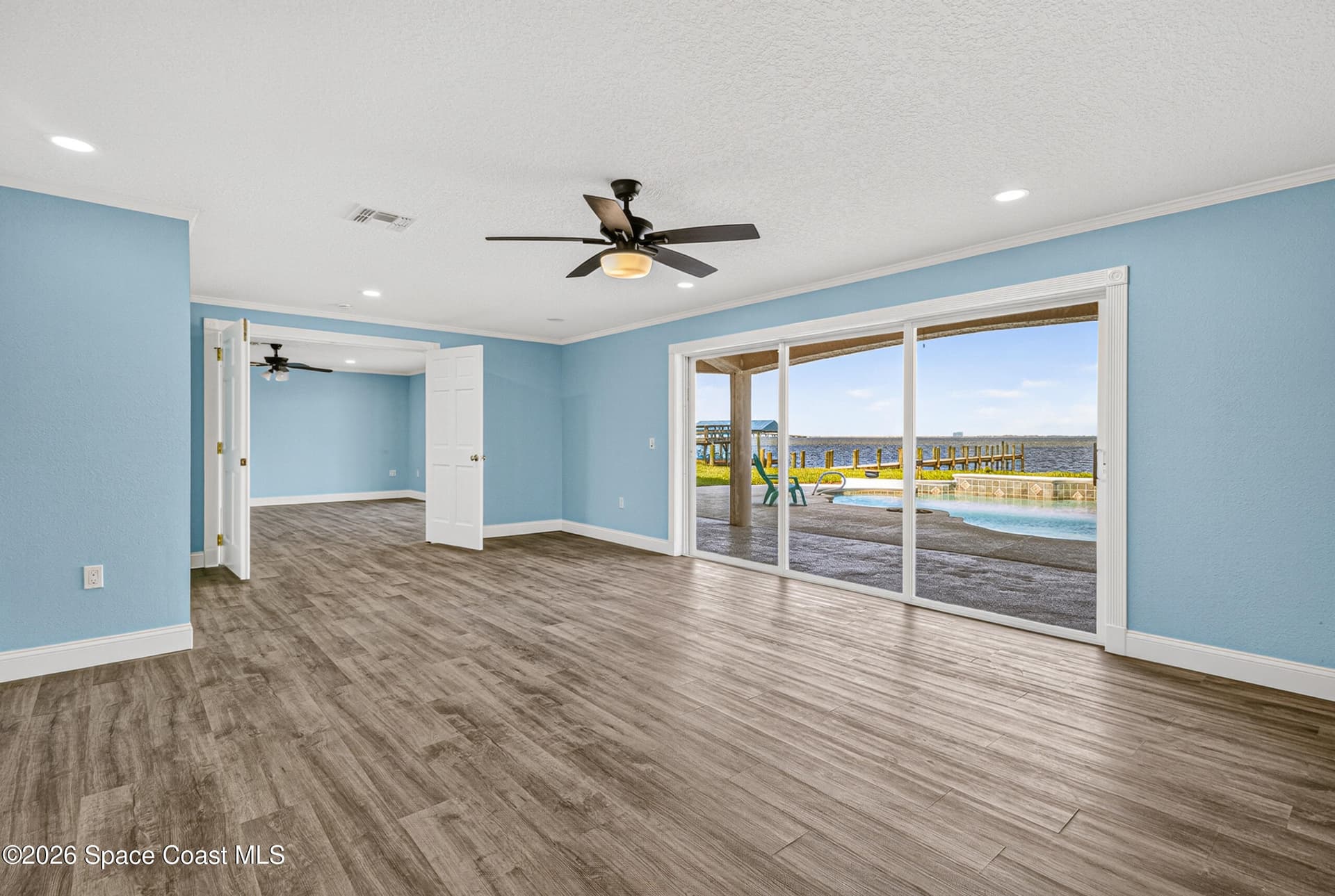 6715 Riveredge Drive photo 25