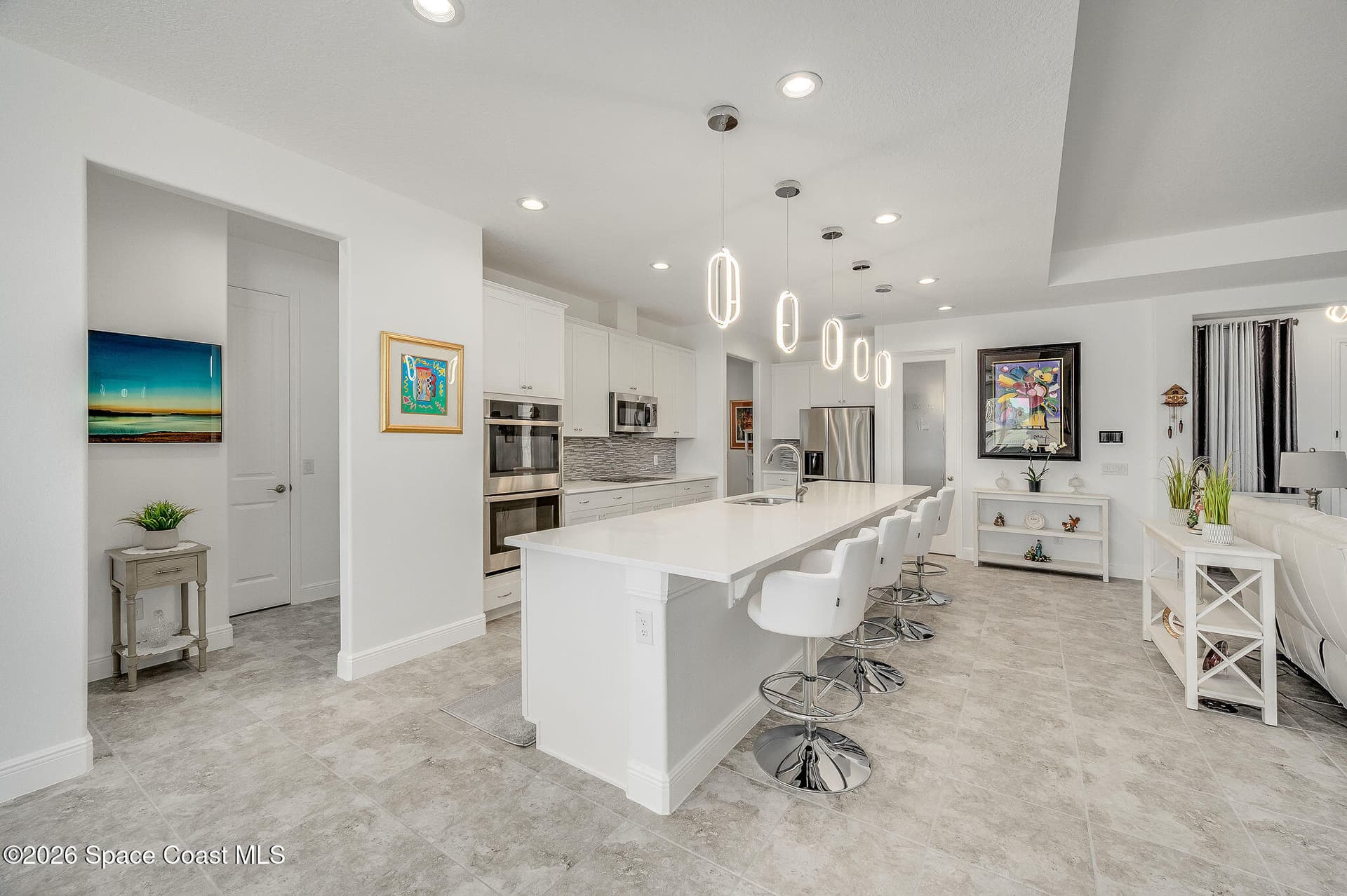 375 Loymer Circle photo 2