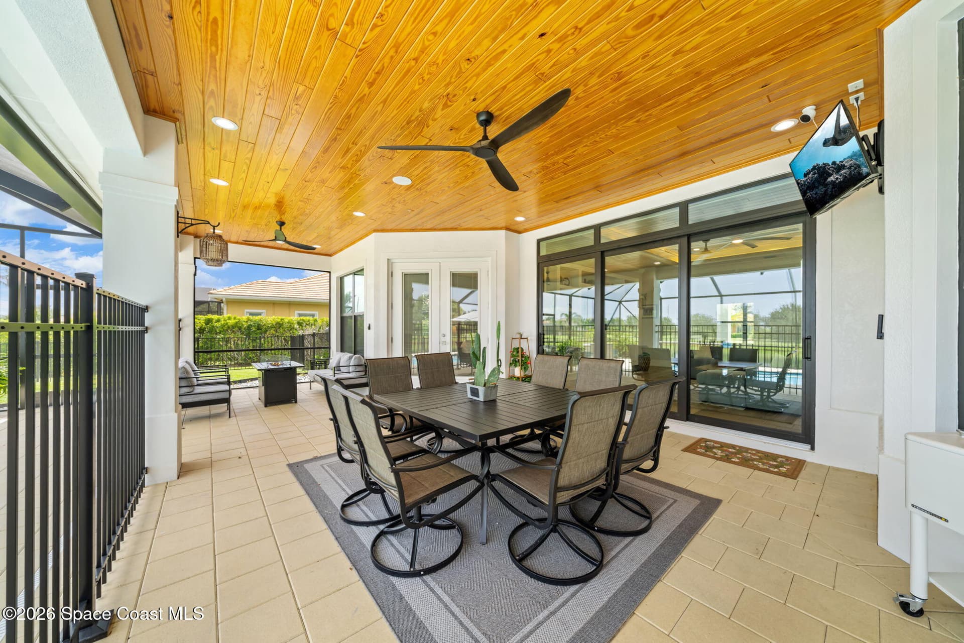 450 Stoney Brook Farm Court photo 21