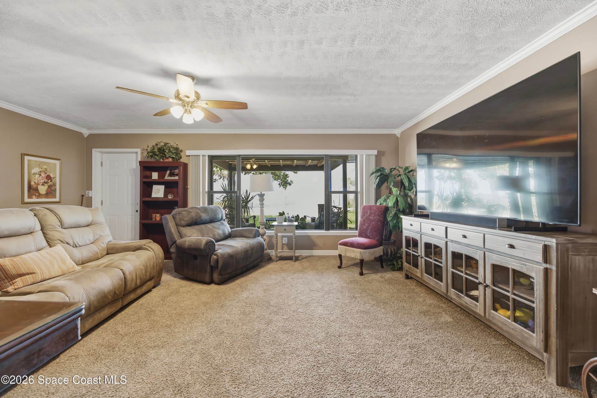 1312 Riverside Drive photo 8