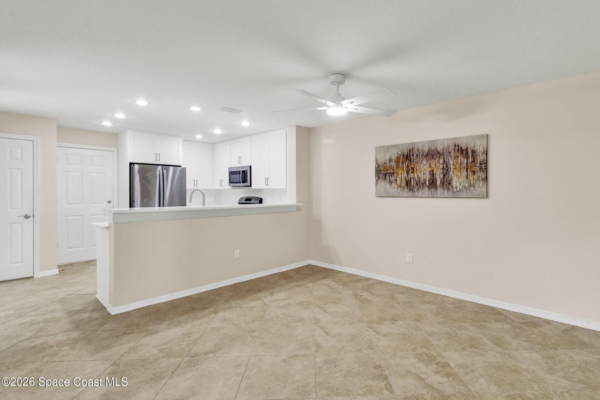 1670 Pointe West Way photo 9