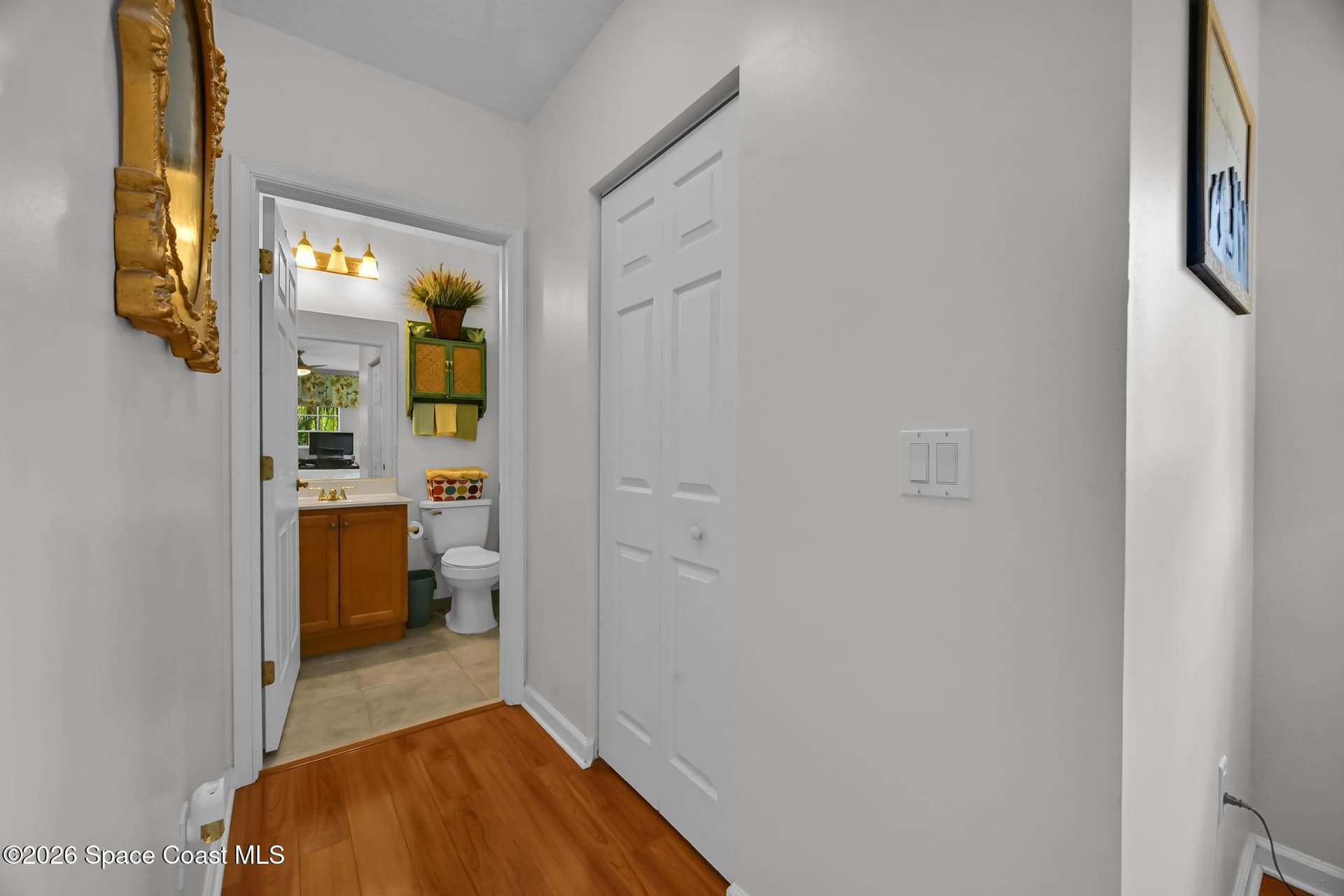 568 7th Square 101 photo 23