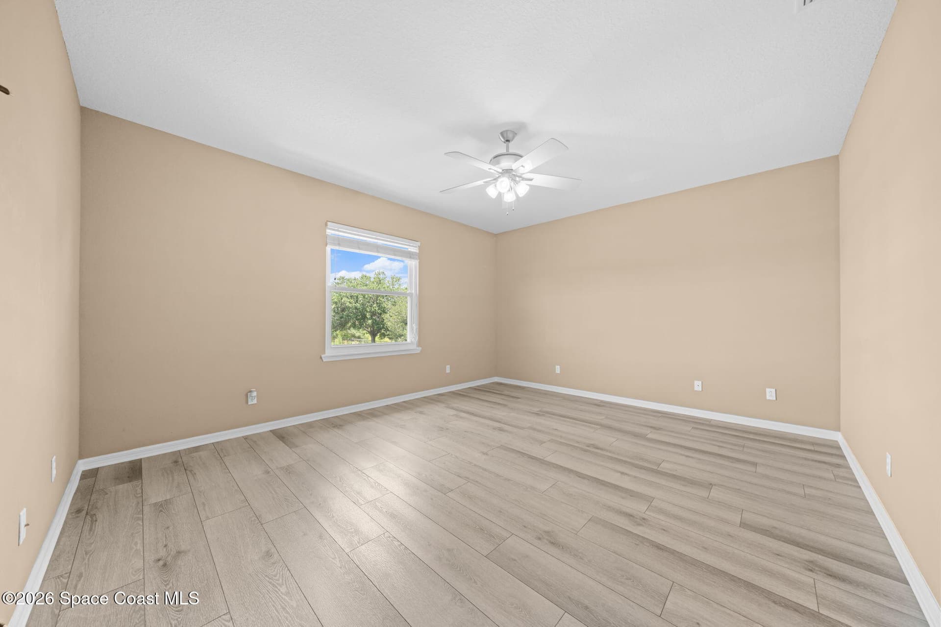 4865 Revenna Court 203 photo 17
