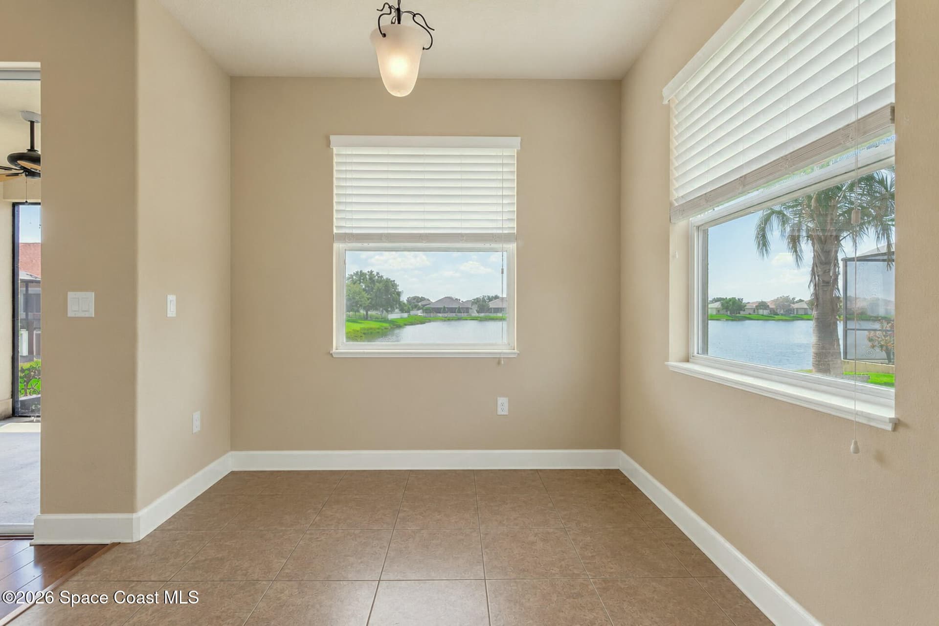 1851 Bridgeport Circle photo 14