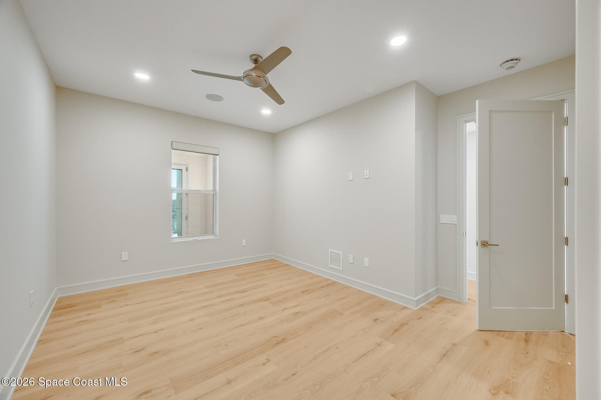 65 N Atlantic Avenue 403 photo 19