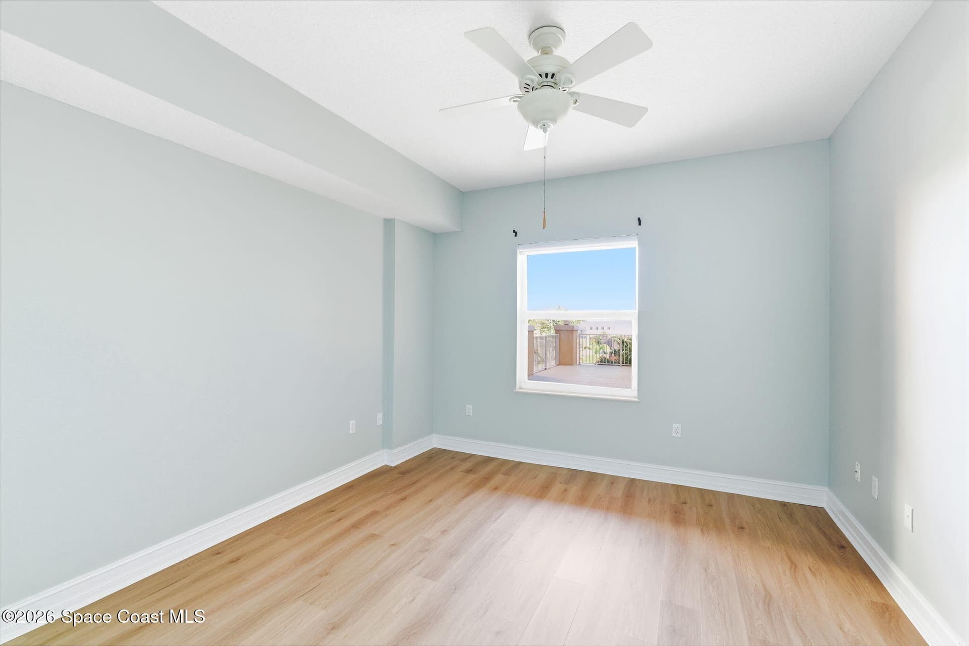 93 Delannoy Avenue 302 photo 25