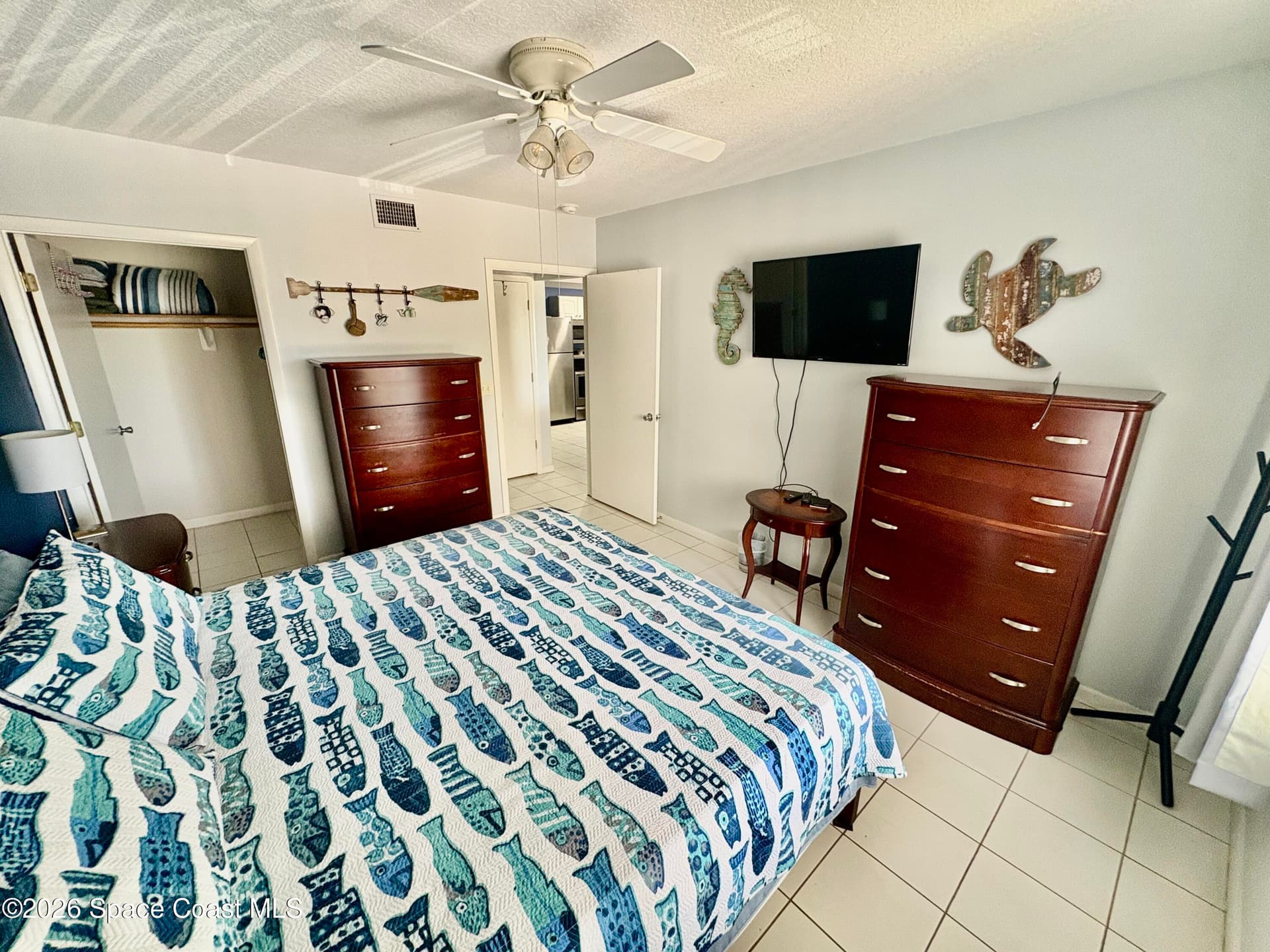 22 Tulip Avenue 327 photo 12