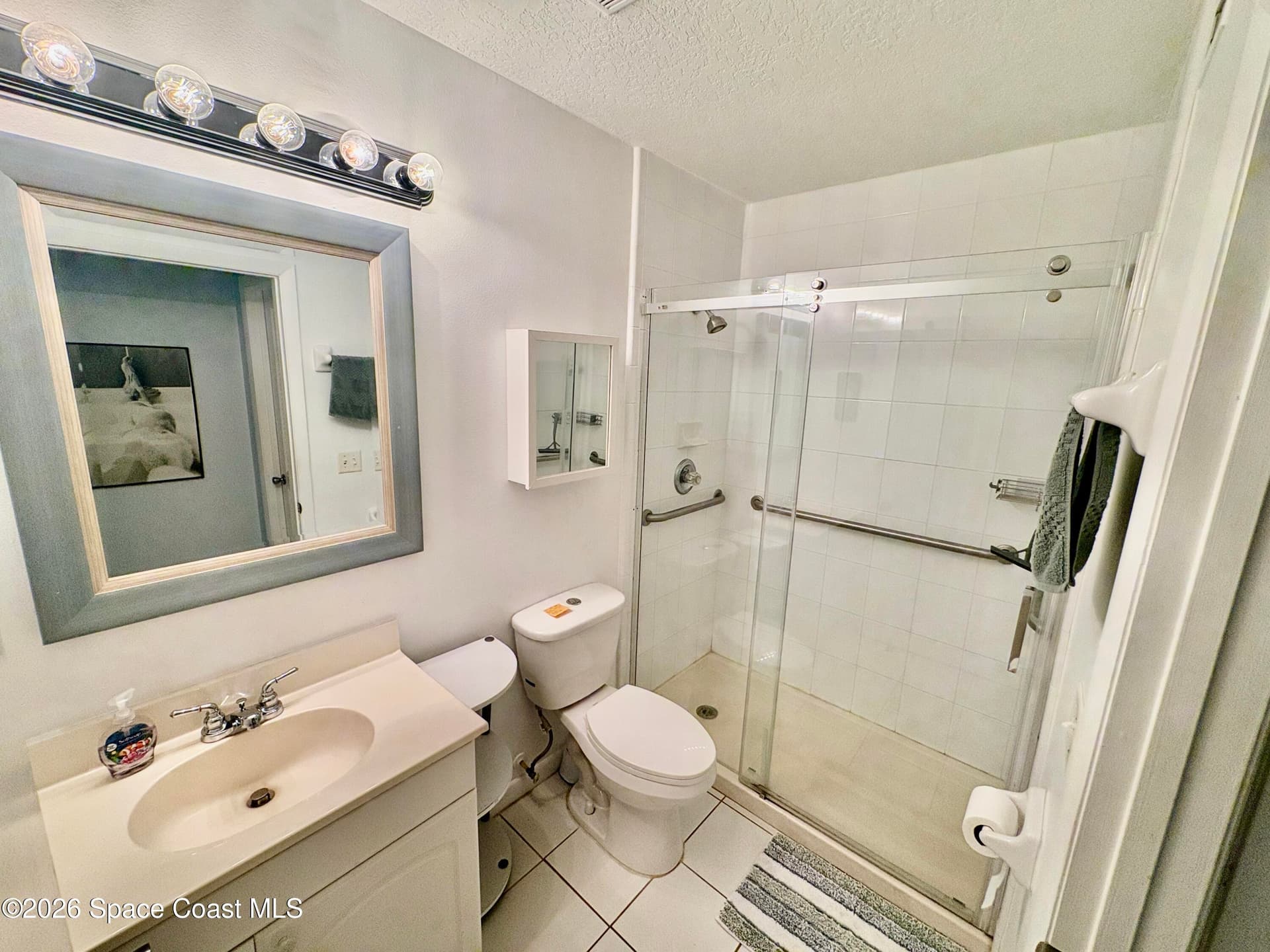 22 Tulip Avenue 327 photo 13