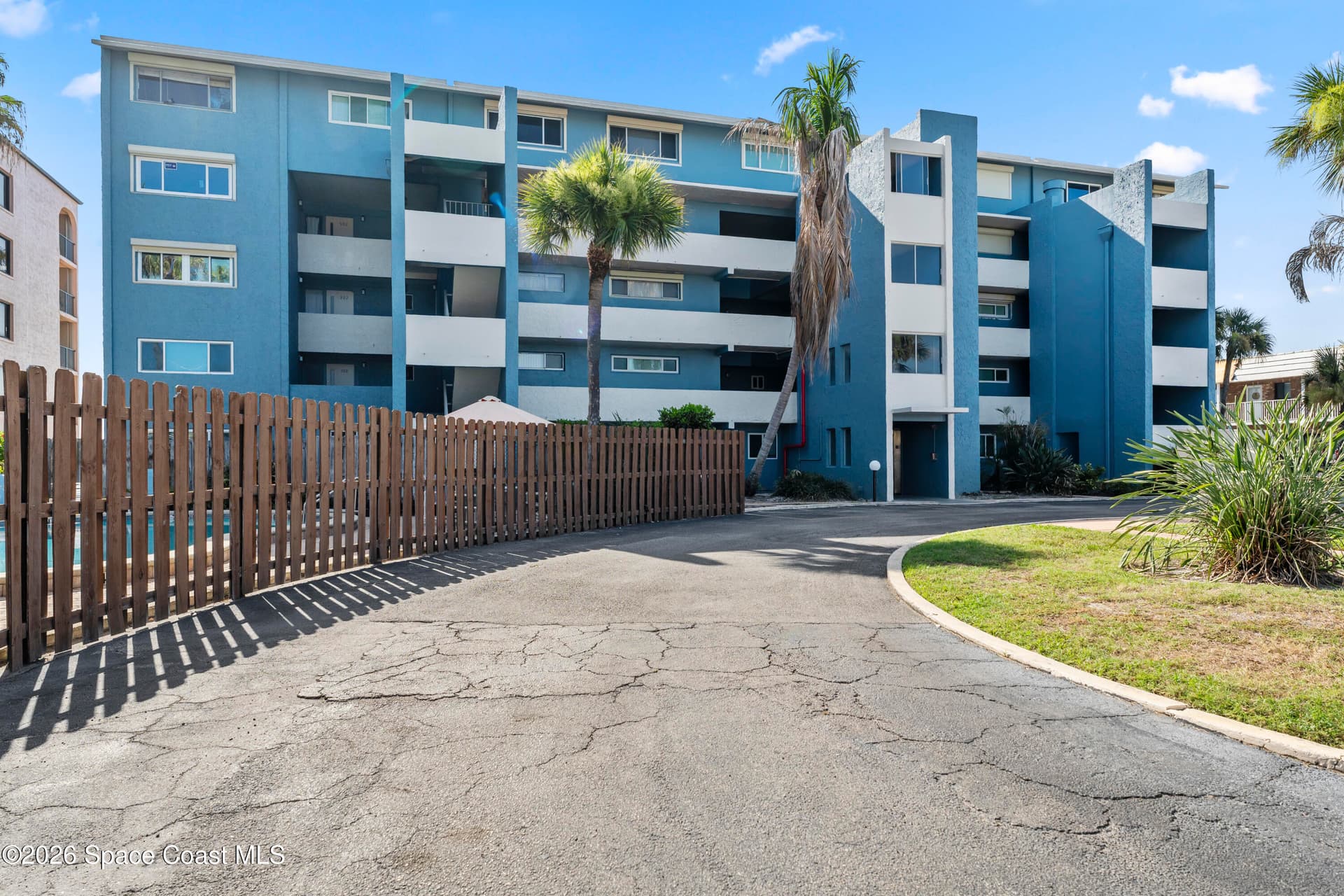 5050 Ocean Beach Boulevard 301 photo 2