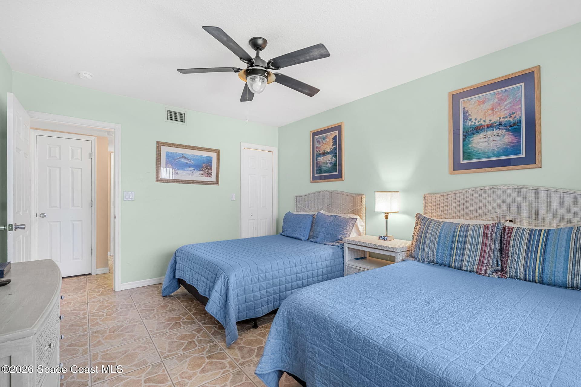 22 Tulip Avenue 308 photo 17