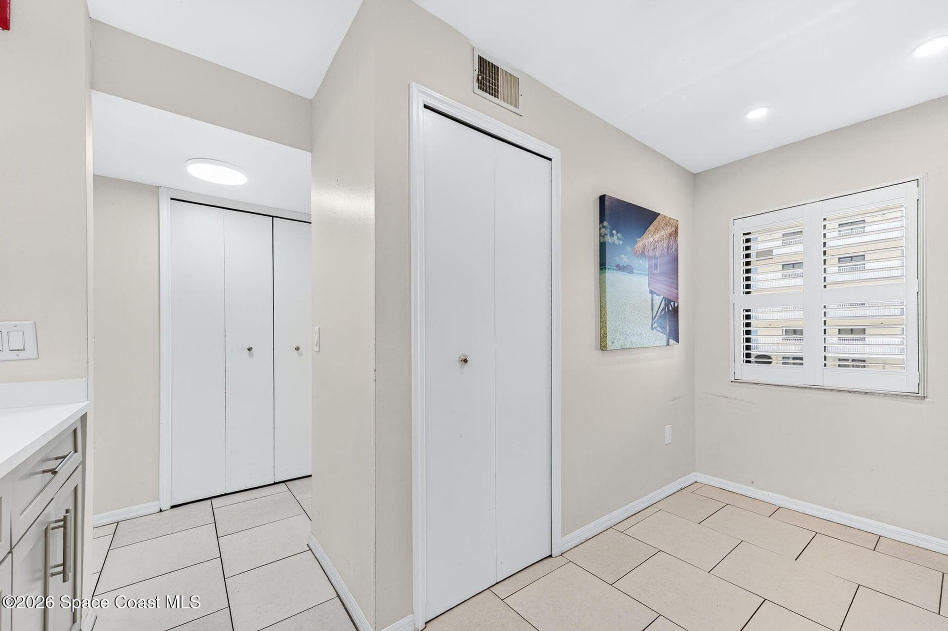1050 N Atlantic Avenue 402 photo 8