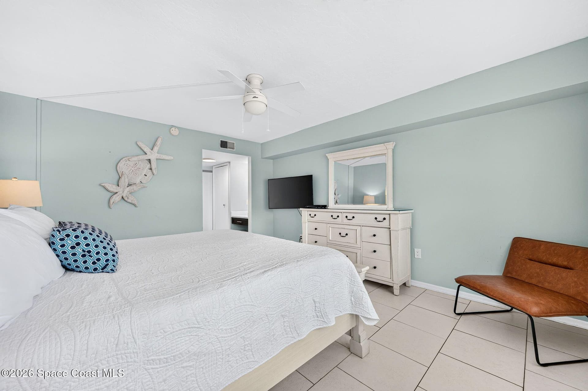1050 N Atlantic Avenue 402 photo 20