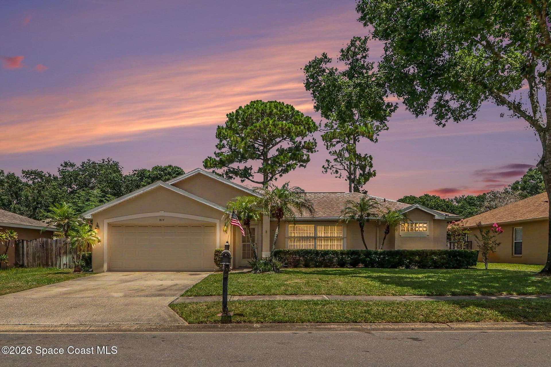 854 Hunters Creek Drive photo 1