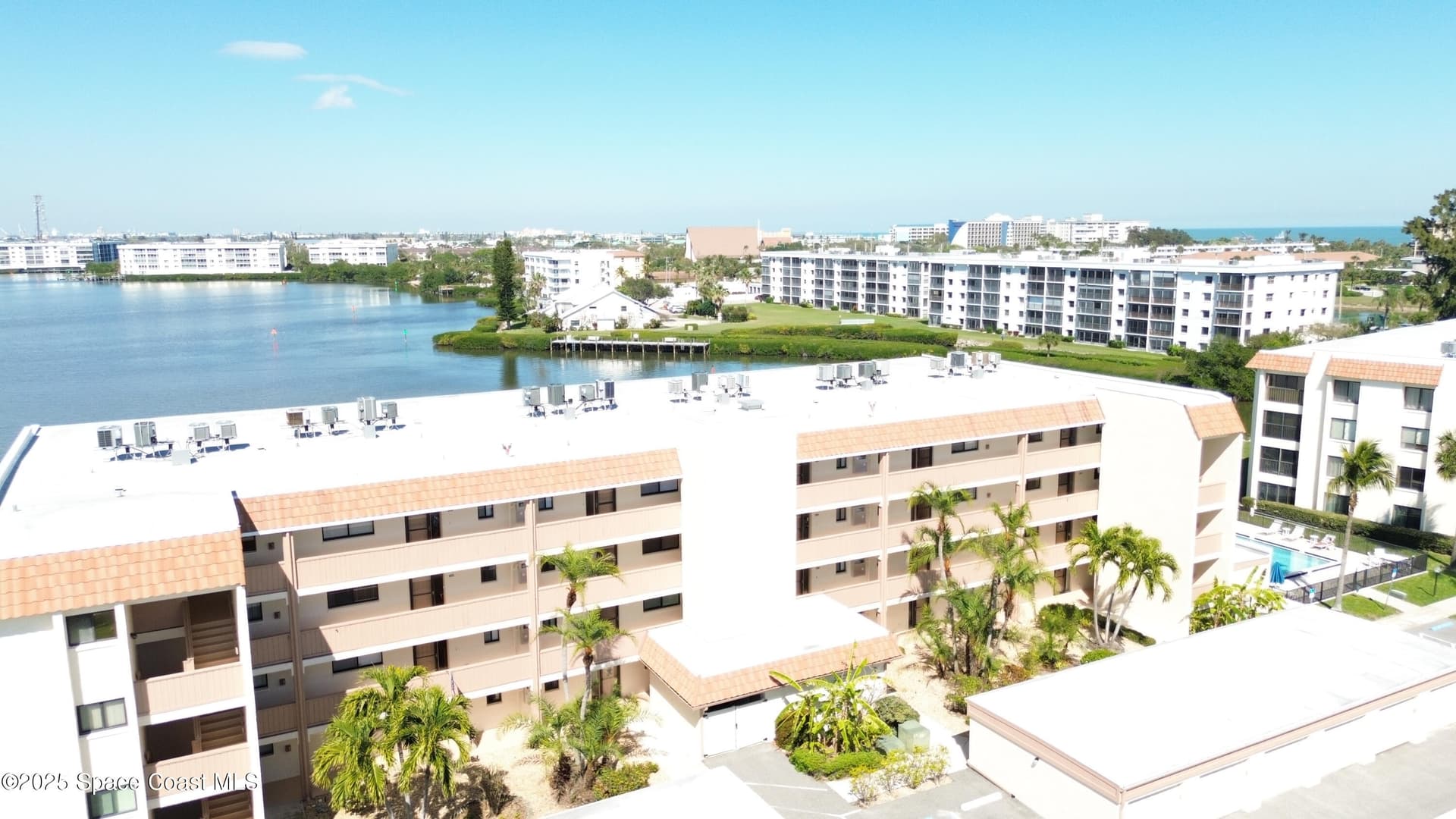 200 S Banana River Boulevard 2404 photo 1