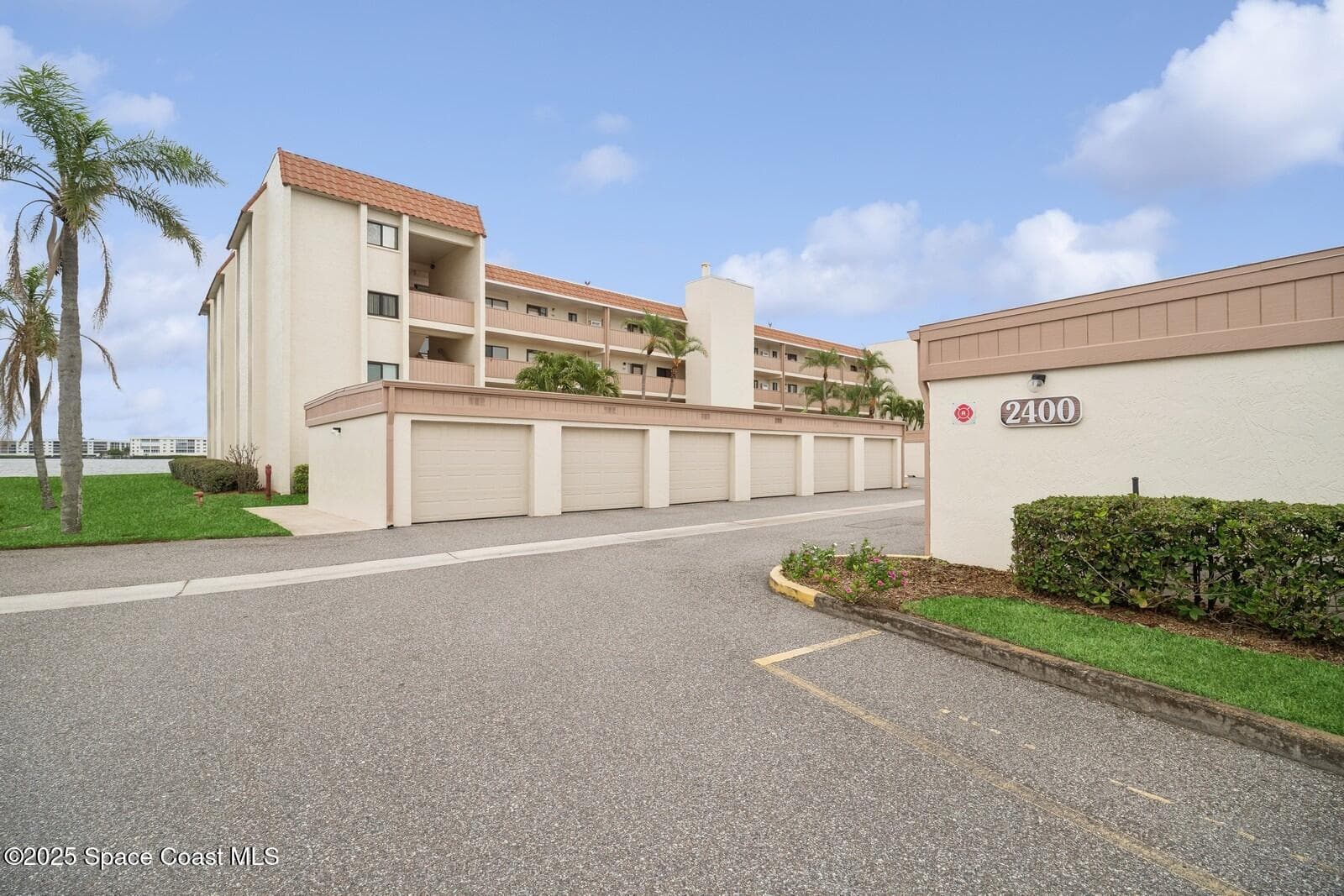 200 S Banana River Boulevard 2404 photo 3