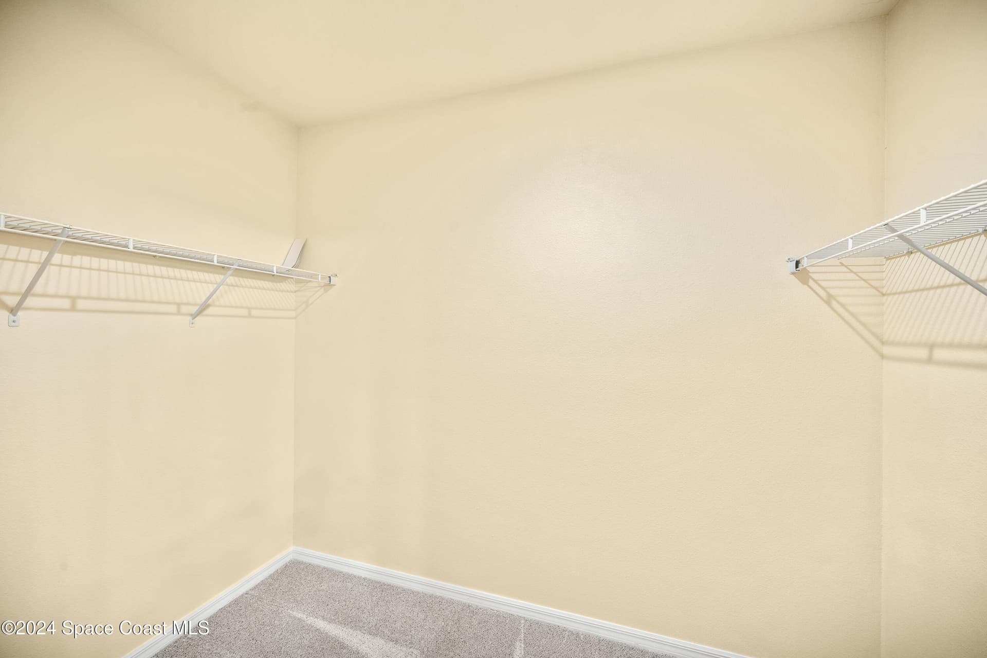 4865 Revenna Court 201 photo 20