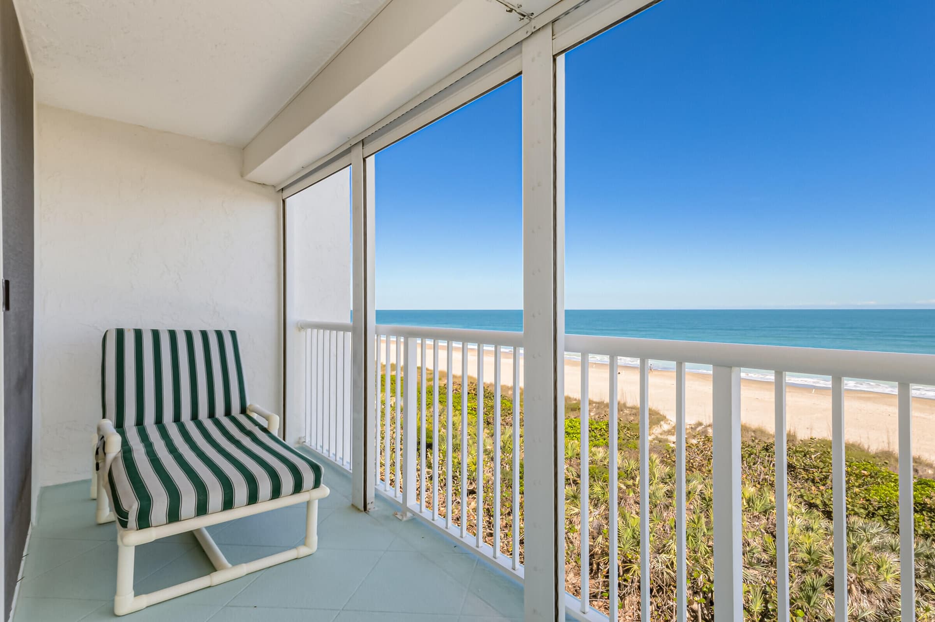 1555 N Highway A1a 305 photo 5