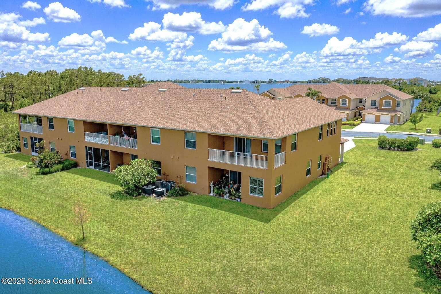 4865 Revenna Court 201 photo 3