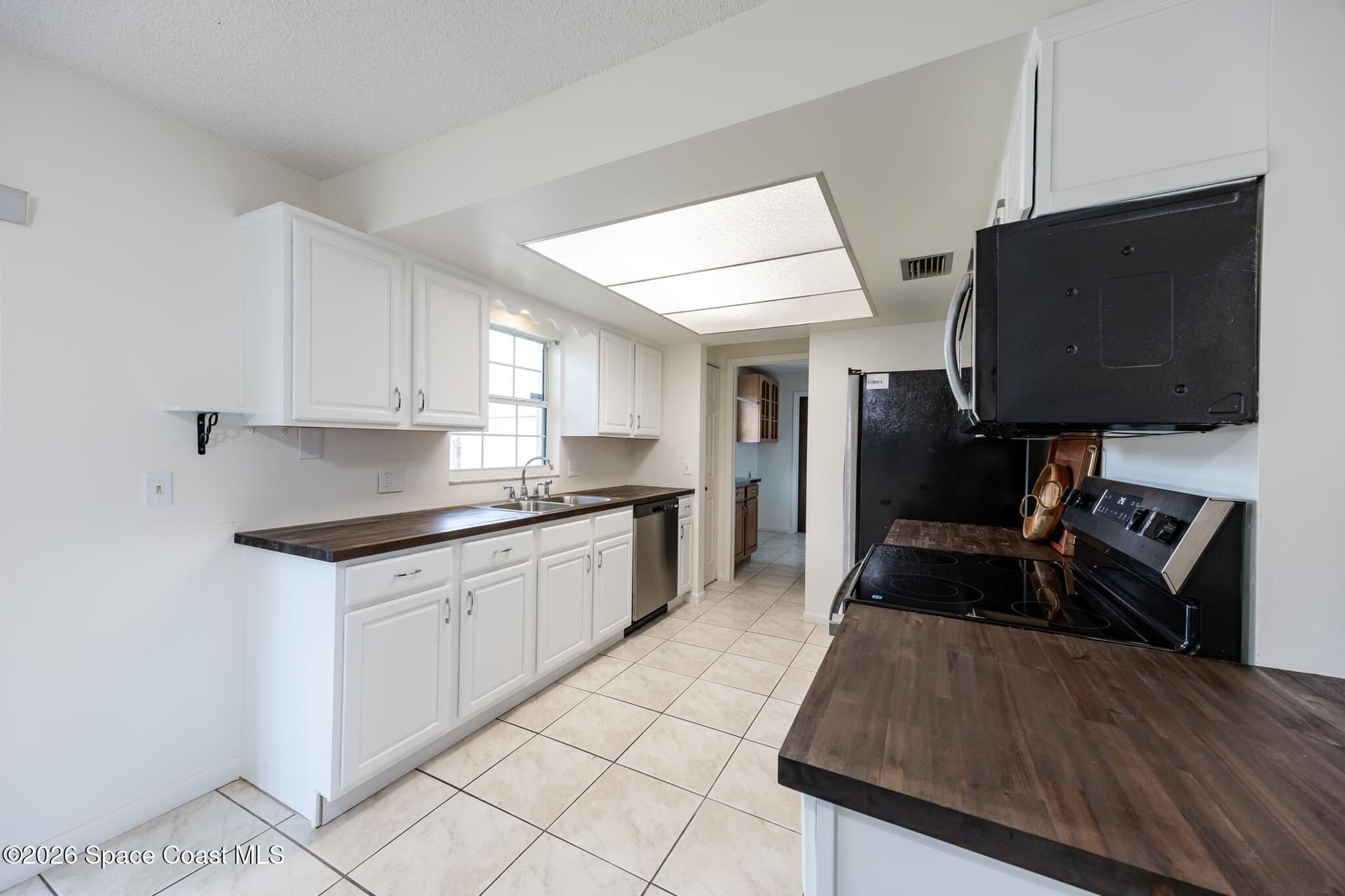 317 Fernandina Street NW photo 10
