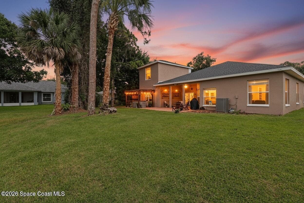 663 Sheridan Woods Drive photo 3
