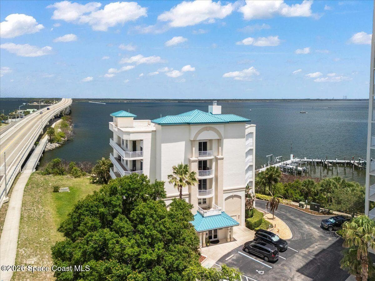 1 Indian River Avenue 201 photo 9