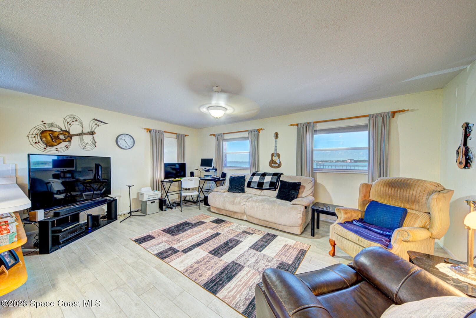190 E Olmstead Drive I4 photo 11