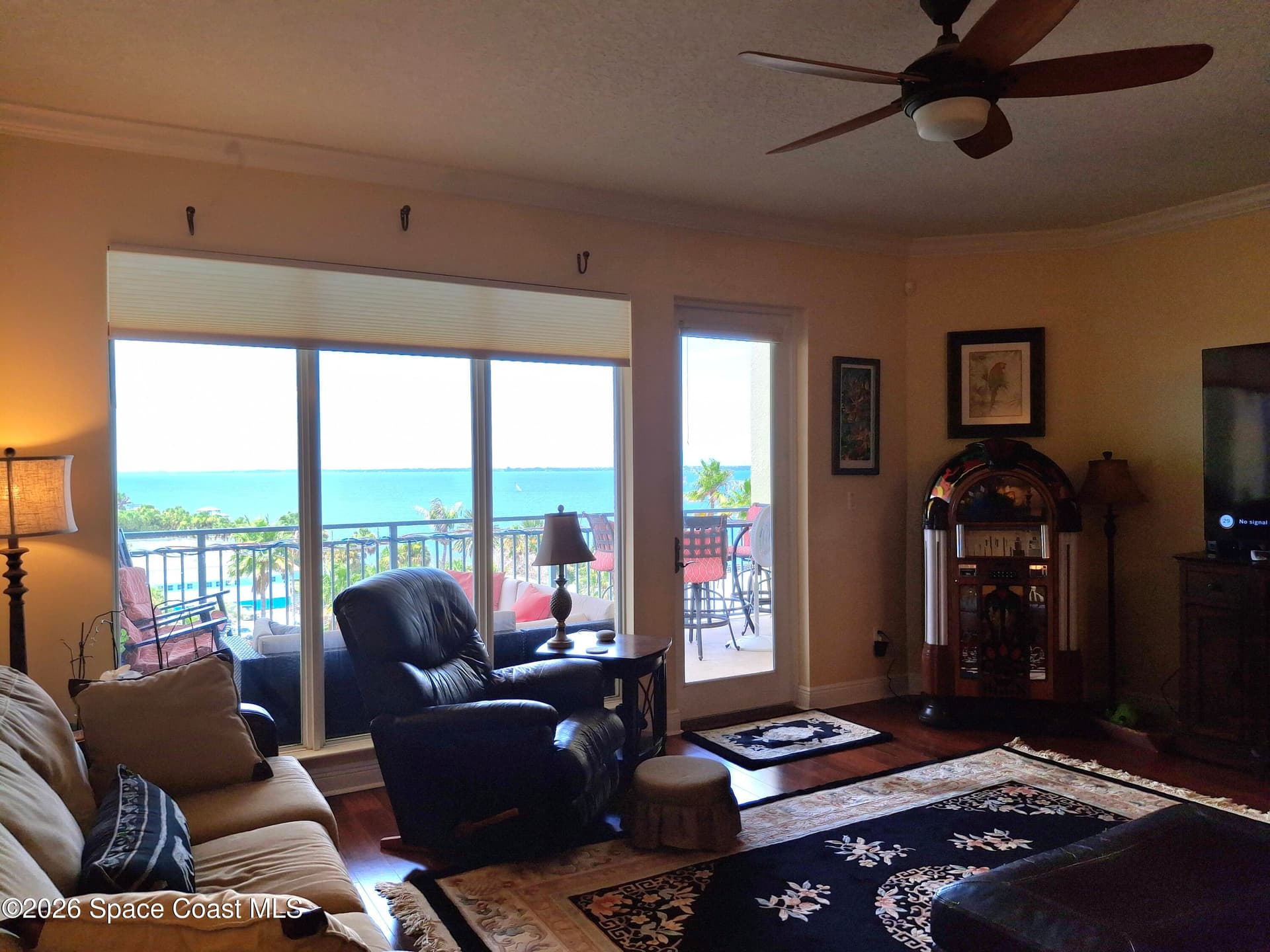1437 Pineapple Avenue 605 photo 15