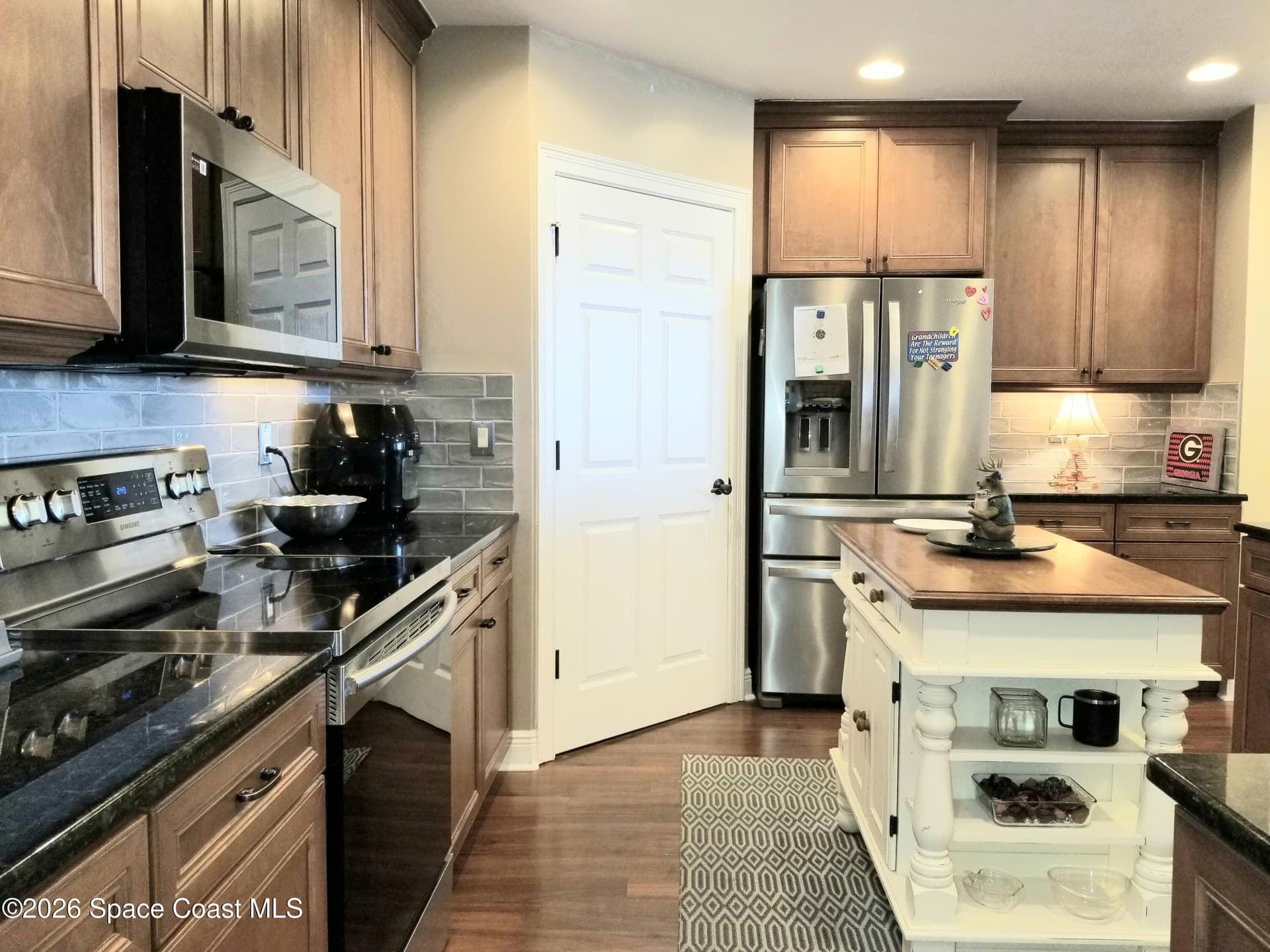 1437 Pineapple Avenue 605 photo 7